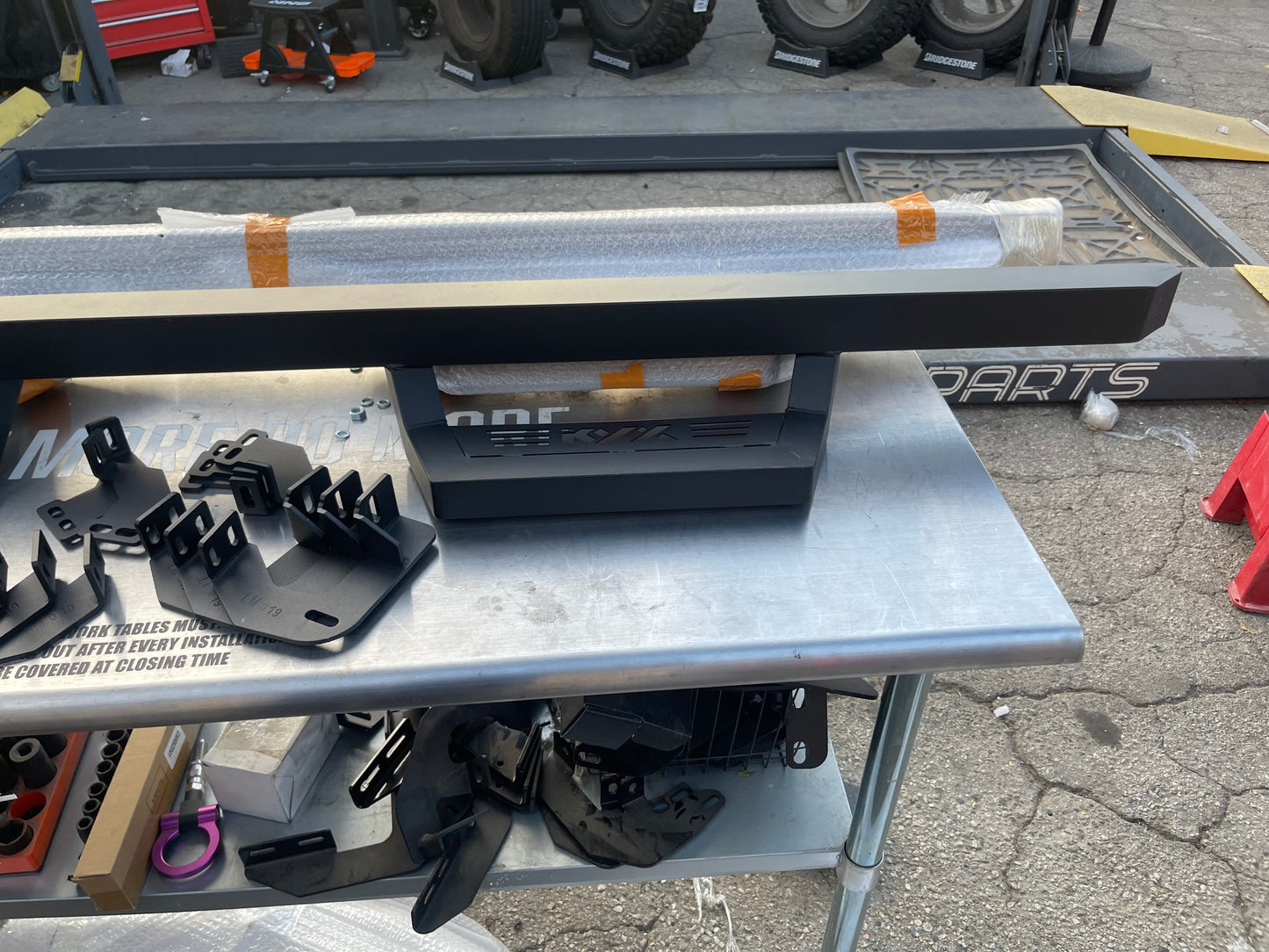 Off Road heavy duty style running Boards For 09-18 Dodge Ram 1500 quad cab models only estribos escalon steppers.
