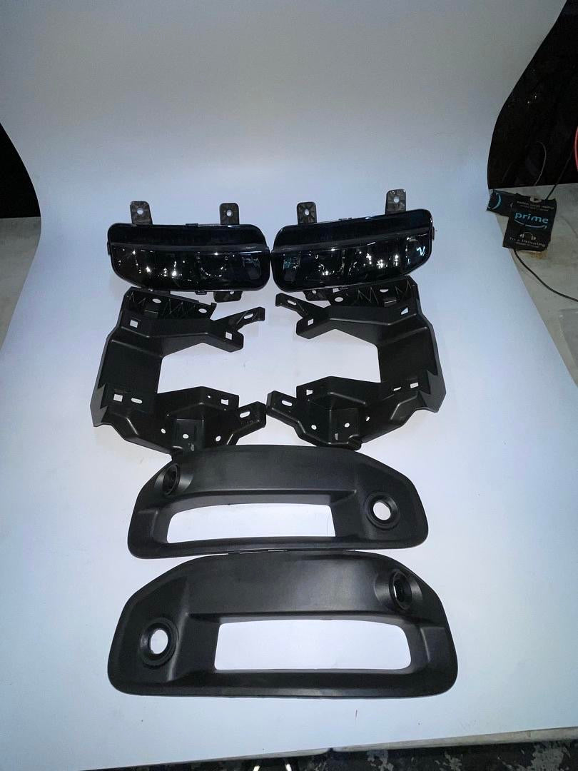 Pair of Chrome Smoked Lens LED Fog Lights Compatible with 2019-2022 Ram 1500 FL-ZTL-350-SM