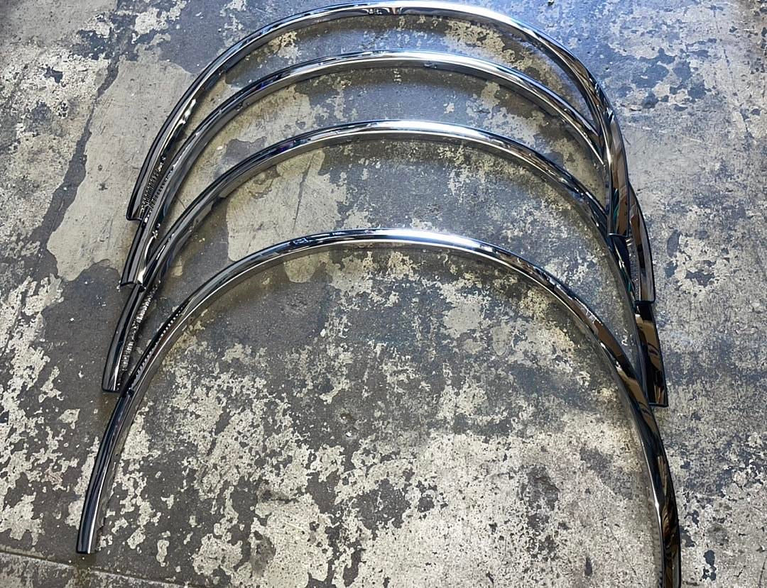 2011 Chrysler 300 fender flares