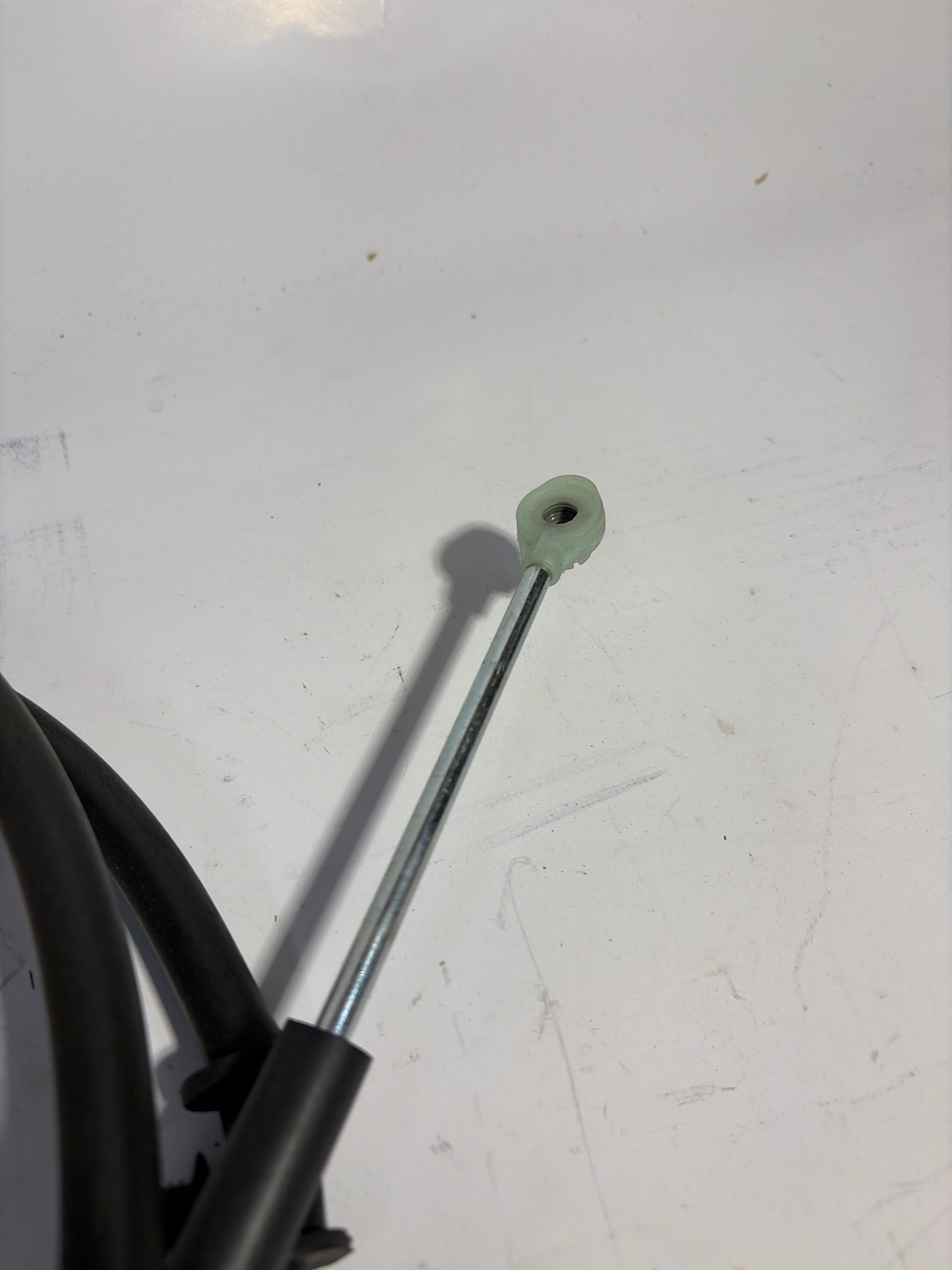 15754075 New Genuine GM Automatic Transmission Shift Cable 97-02 Astro Safari