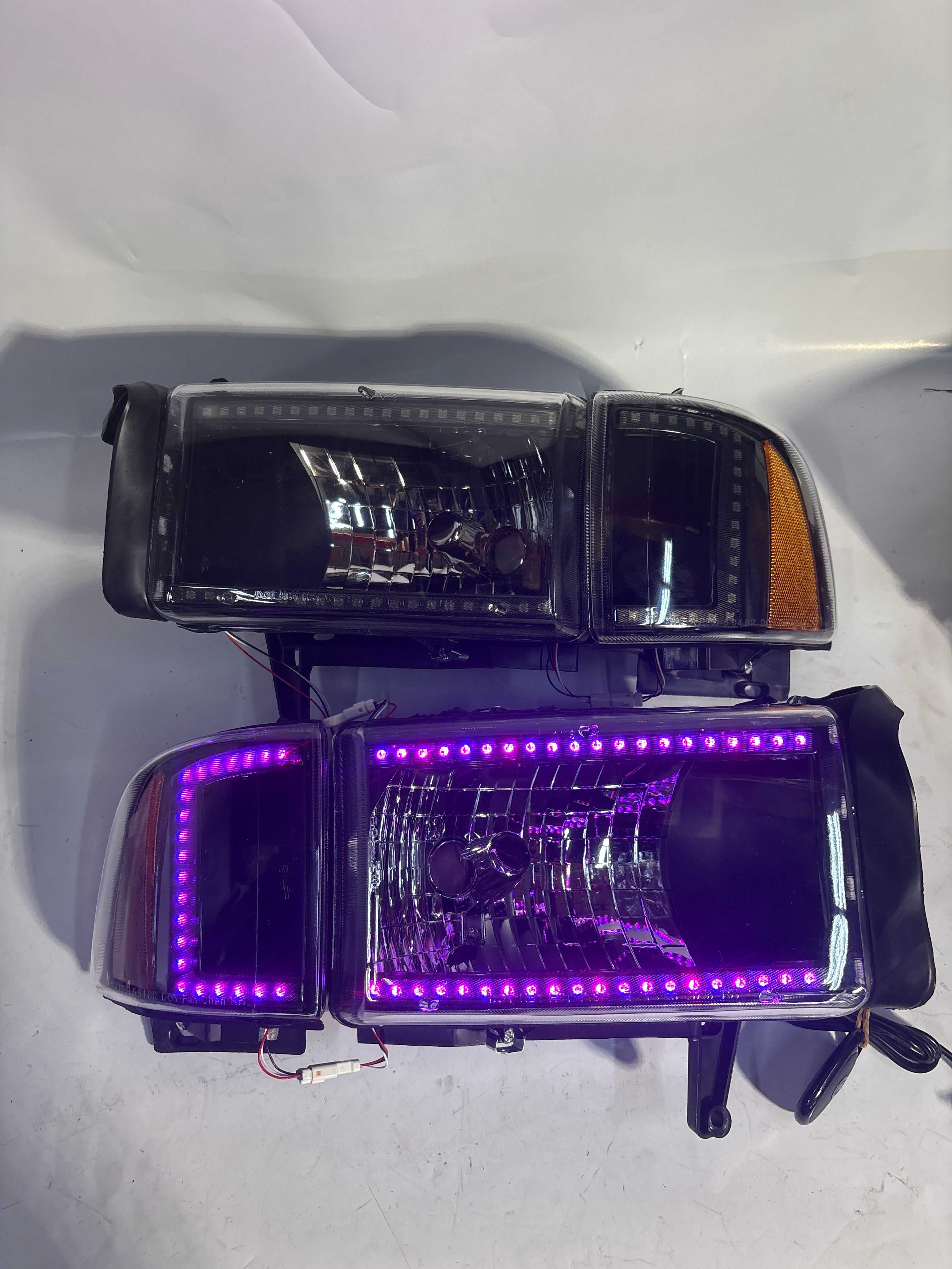 94-01 Dodge Ram 1500 94-02 Dodge Ram 2500 RBG Black Amber Headlights