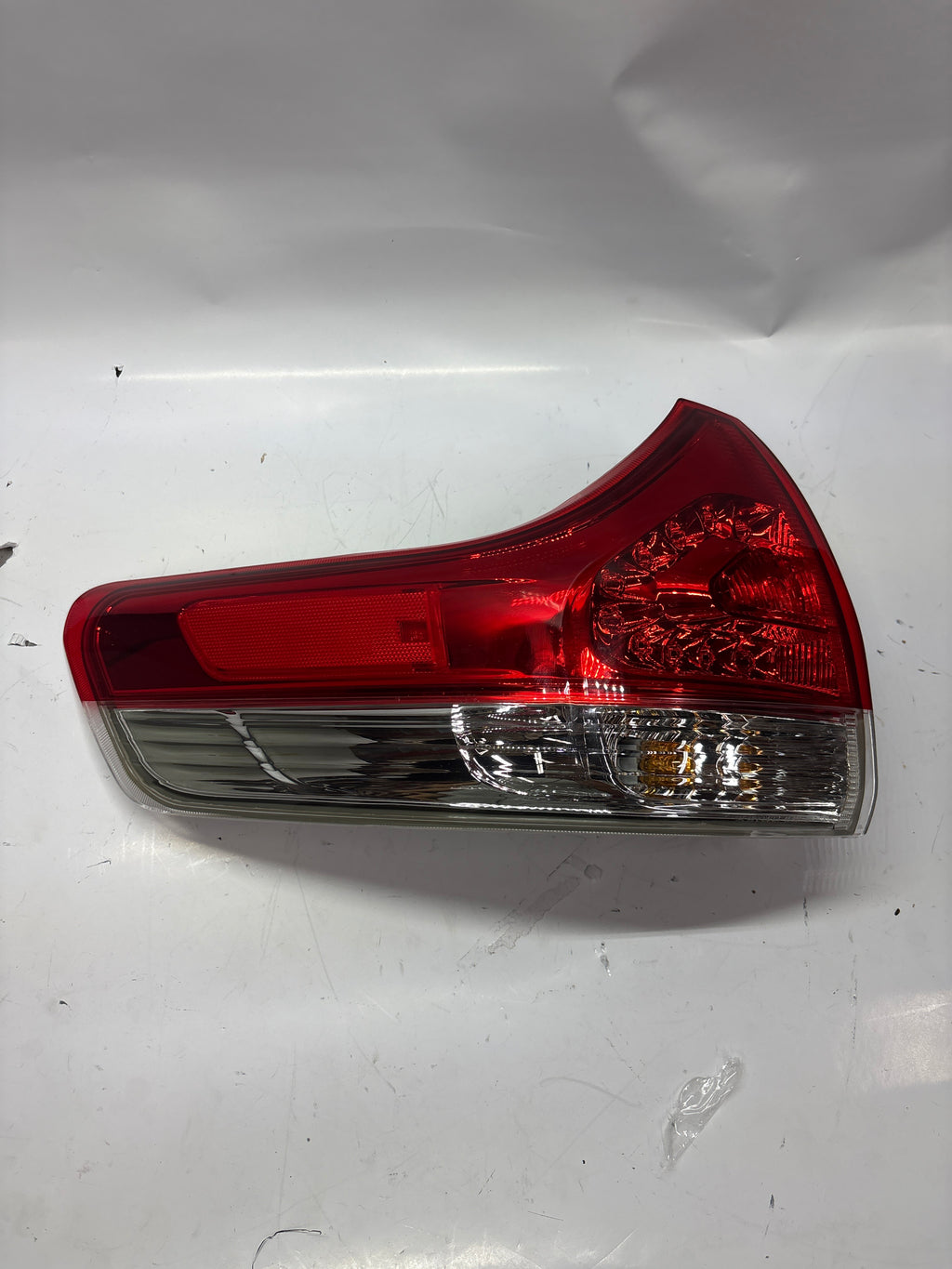 OEM-TL-037-L Factory Style Tail Light (Left) 11-14 Toyota Sienna
