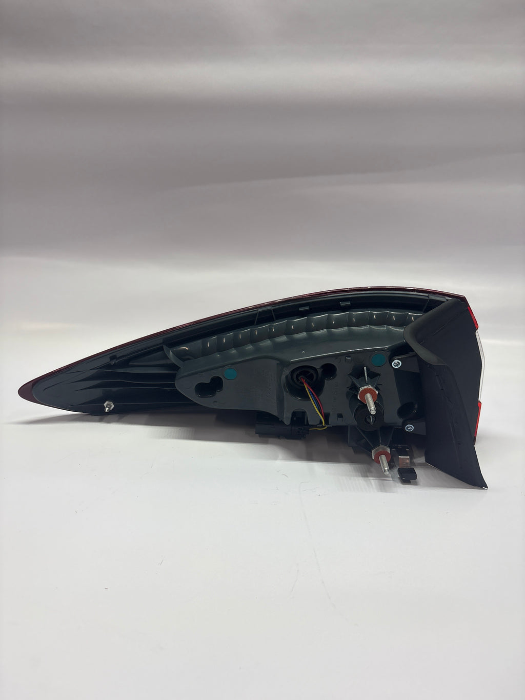 13-16 Ford Fusion Right Side Passenger Side LED Taillight OE Style