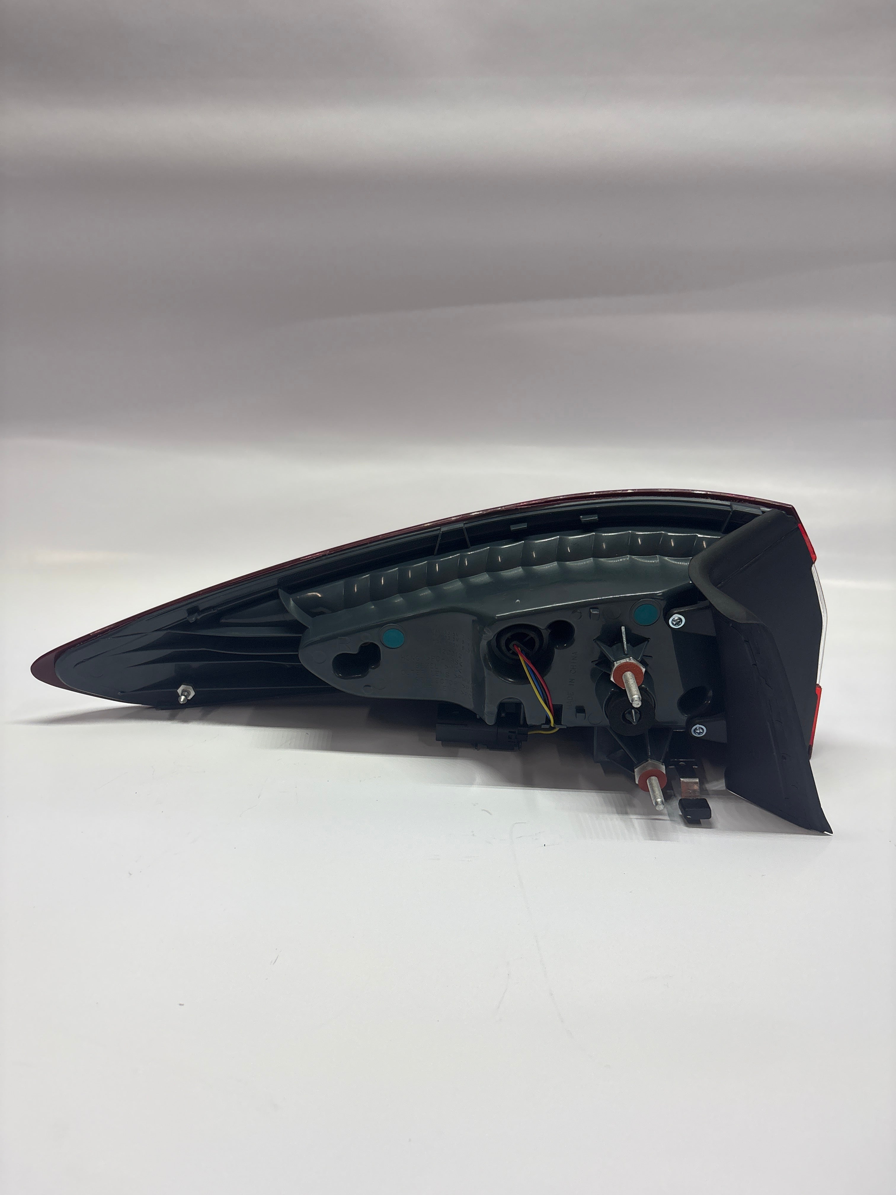 13-16 Ford Fusion Right Side Passenger Side LED Taillight OE Style