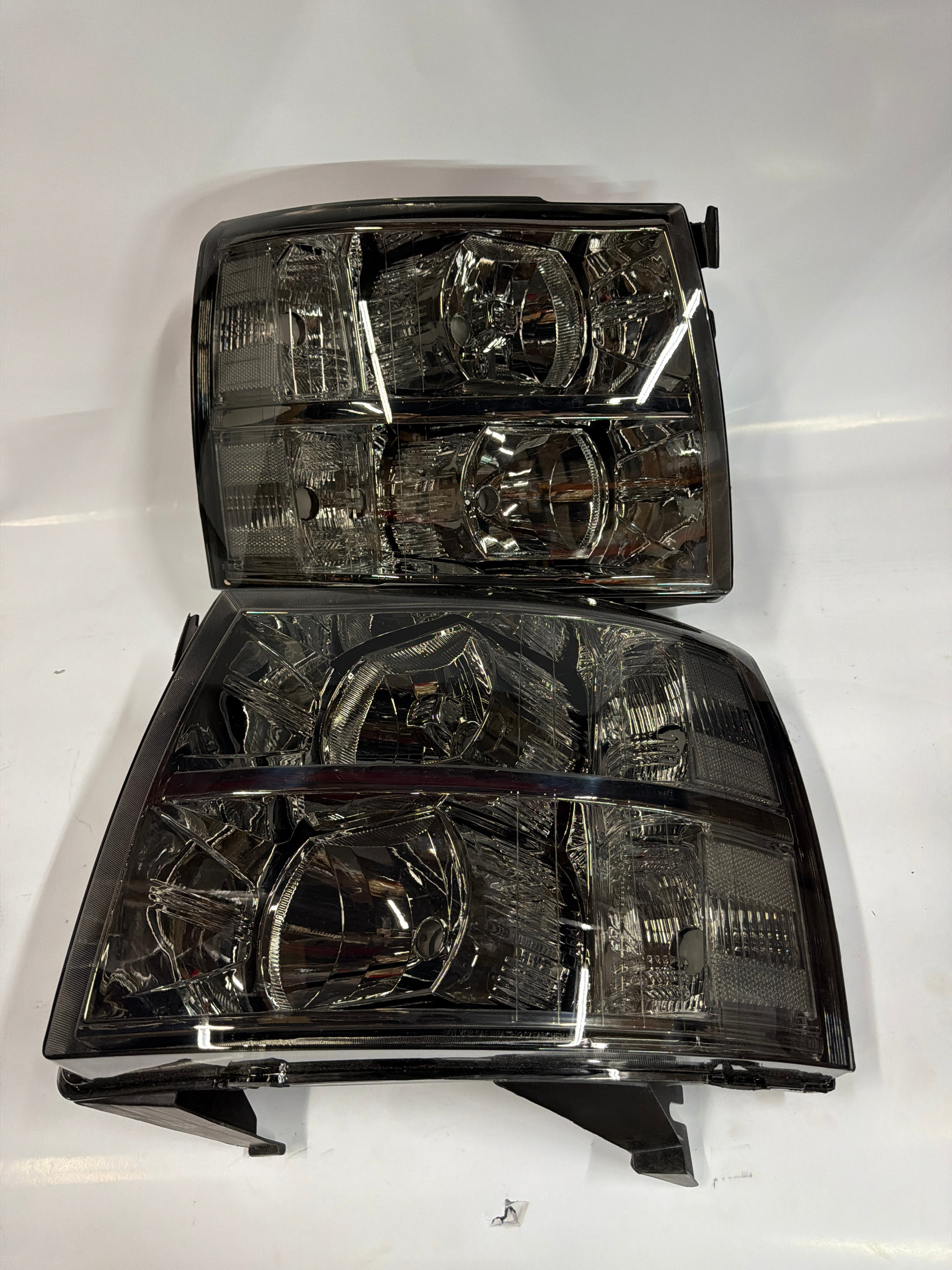 CHEVY SILVERADO SMOKED HEADLIGHTS FOR 2007 TO 2013