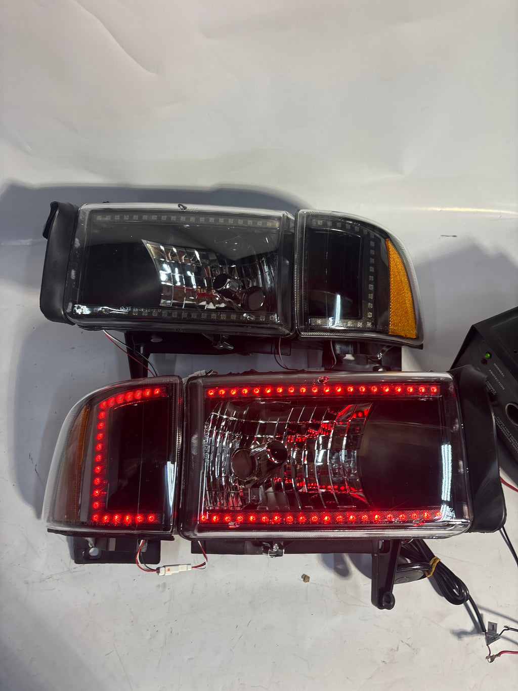 94-01 Dodge Ram 1500 94-02 Dodge Ram 2500 RBG Black Amber Headlights