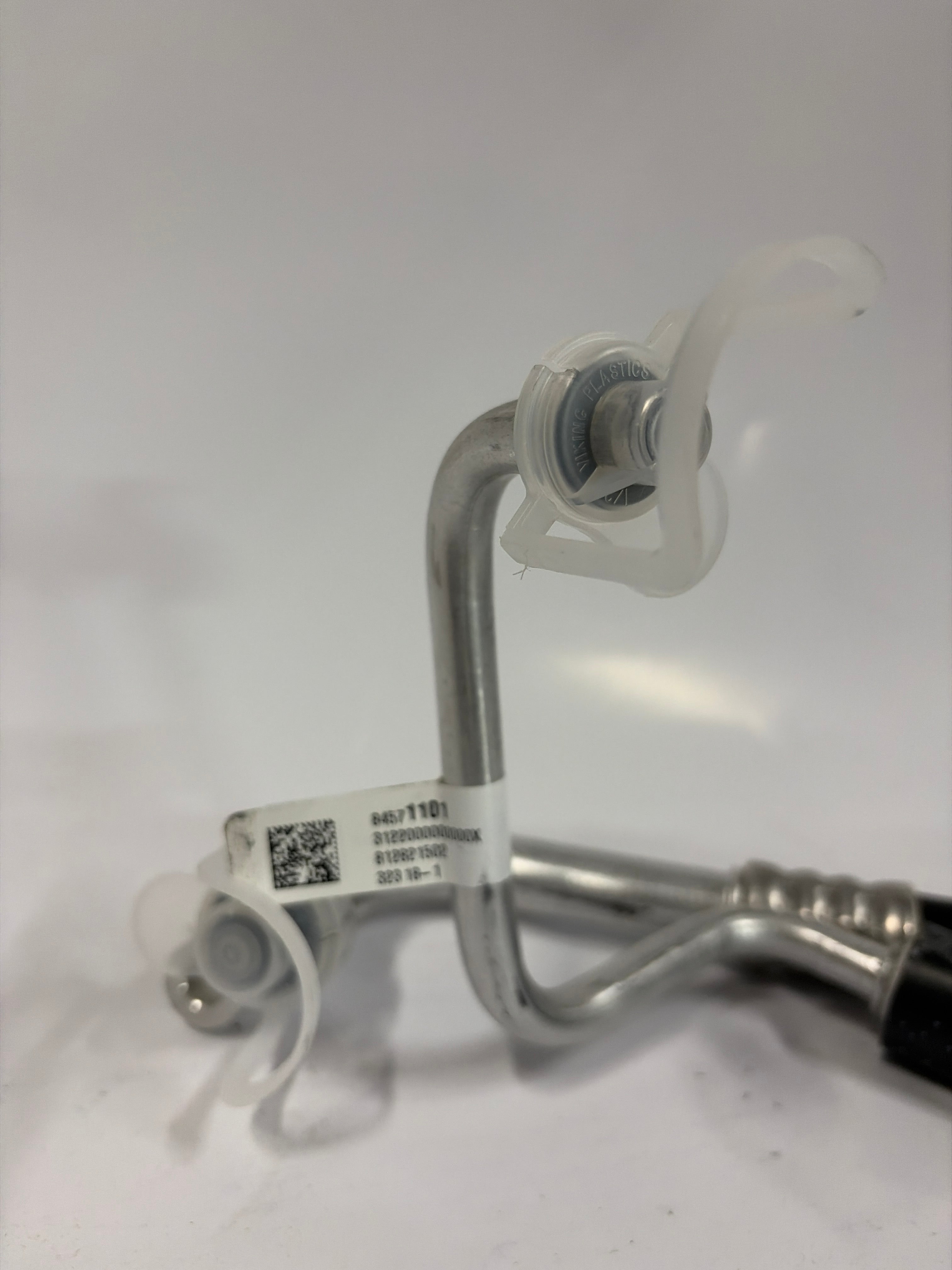 84571101 For 2018-2024 Chevy Equinox GMC Terrain 1.5L A/C Hose Assembly 84794652 4813474