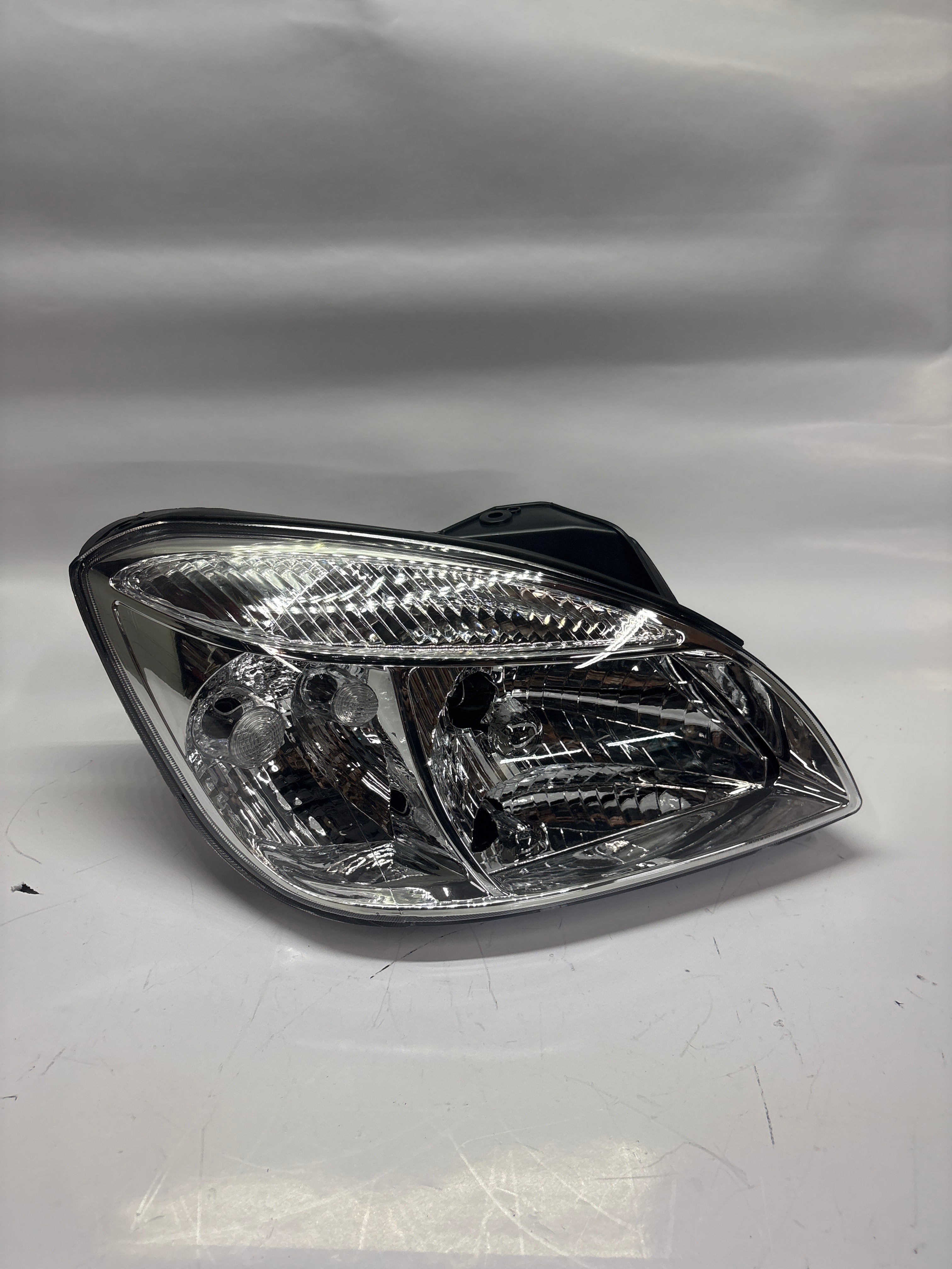 06-08 Kia Rio / Rio5 Chrome Clear Right Passenger Side Headlight