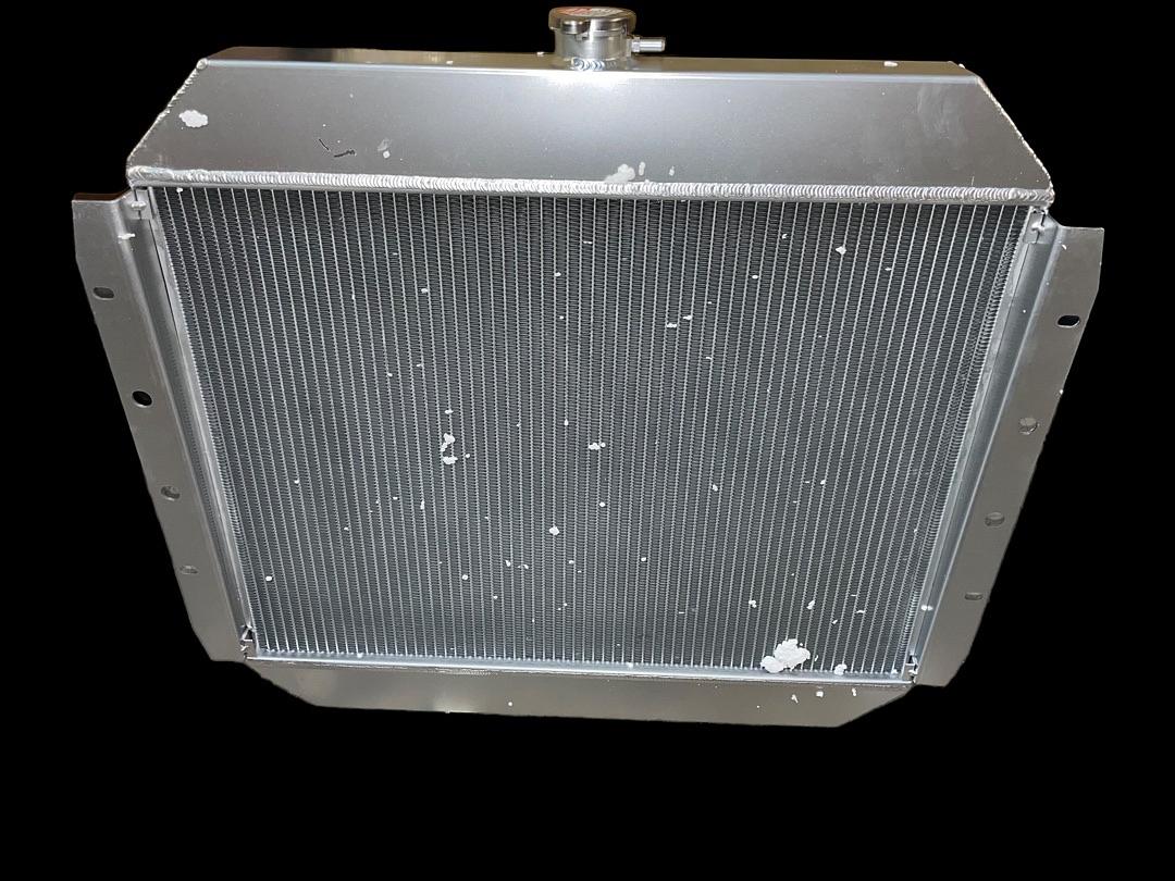CHAMPION RACING 2 ROW ALUMINUM RADIATOR 1968 - 79 FORD F-SERIES TRUCKS RA-F10068-2