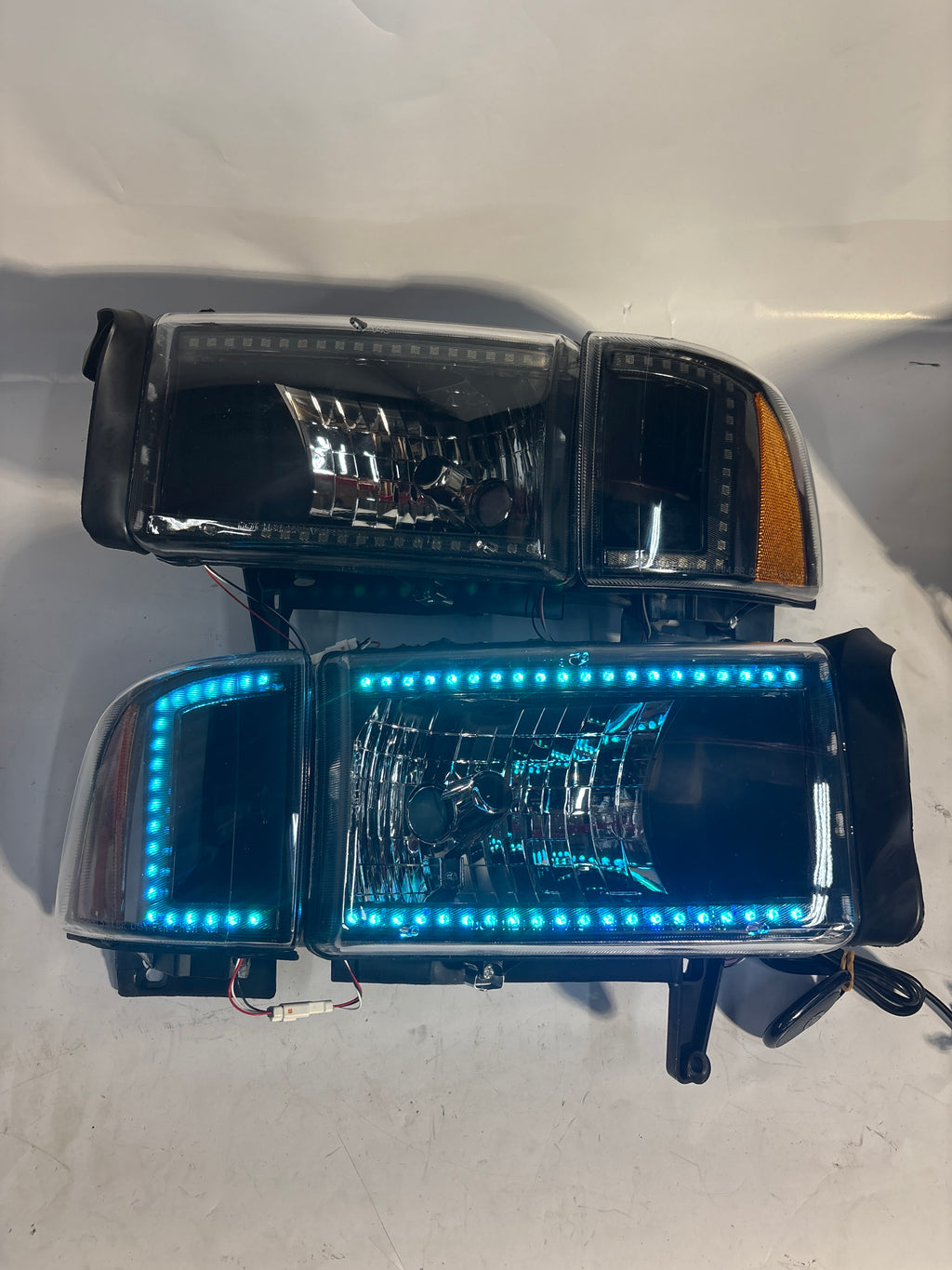 94-01 Dodge Ram 1500 94-02 Dodge Ram 2500 RBG Black Amber Headlights