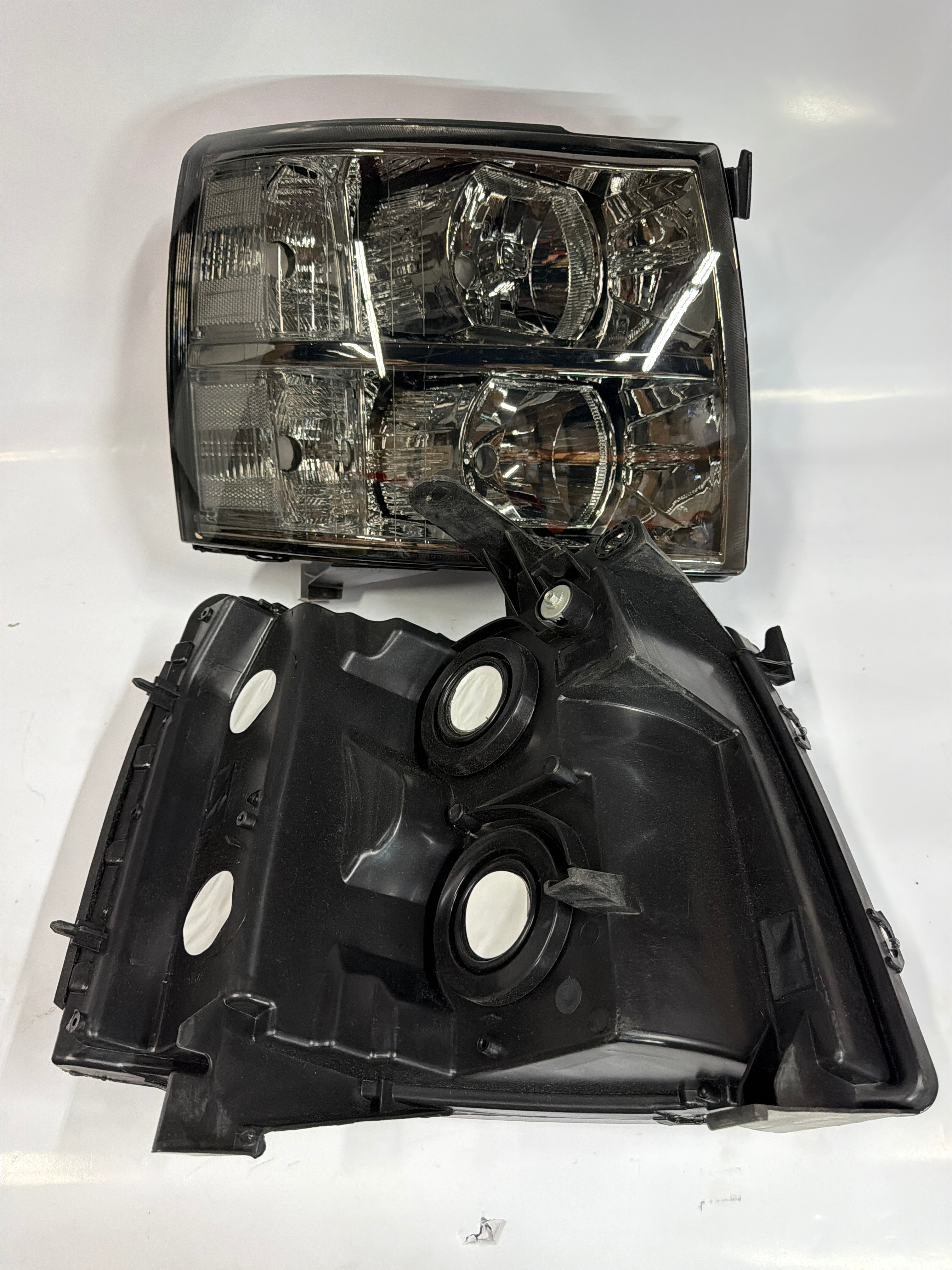 CHEVY SILVERADO SMOKED HEADLIGHTS FOR 2007 TO 2013