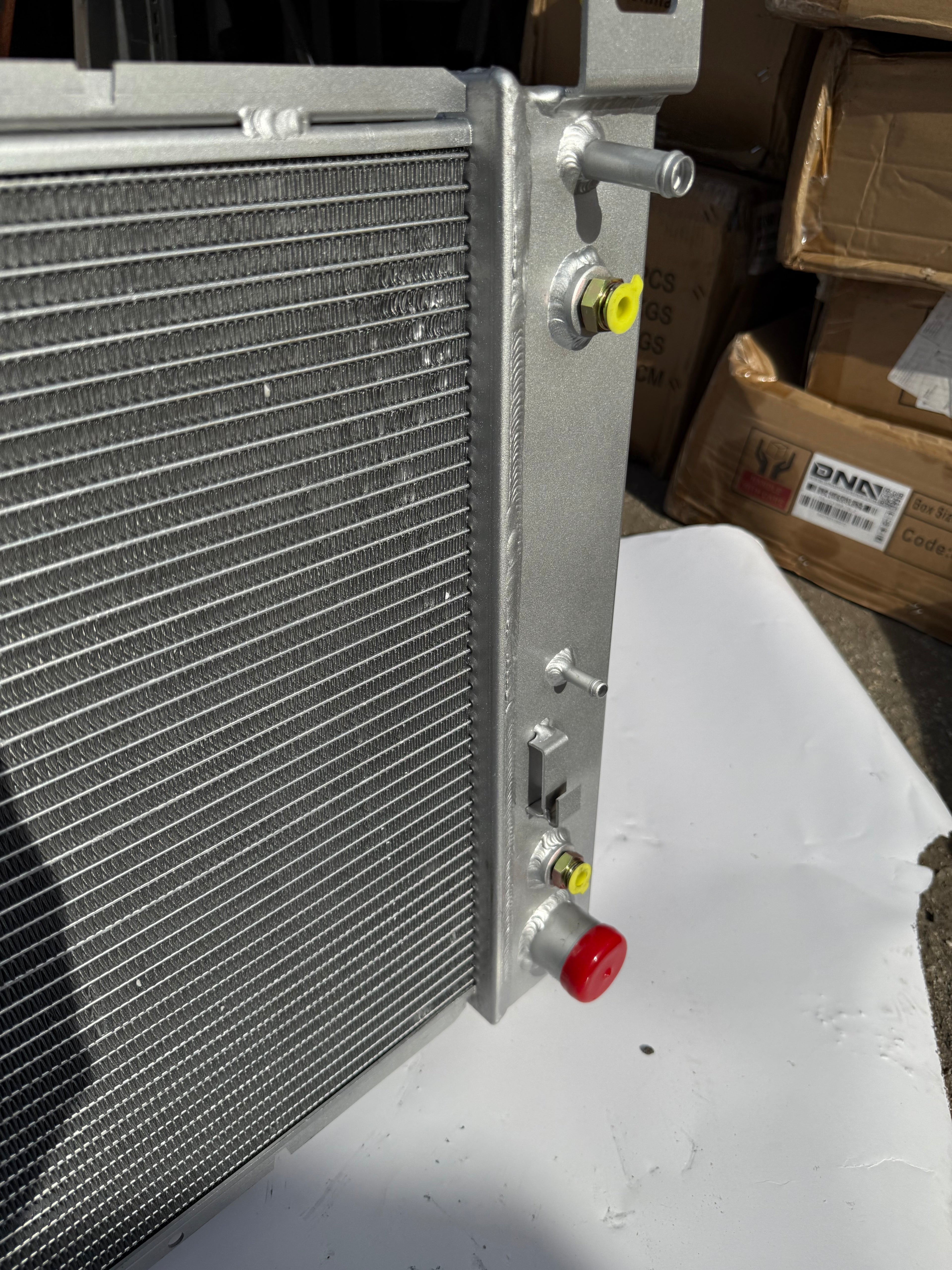 99-13 CHEVROLET SILVERADO / GMC SIERRA 34" CORE FULL ALUMINUM RADIATOR 3-ROW