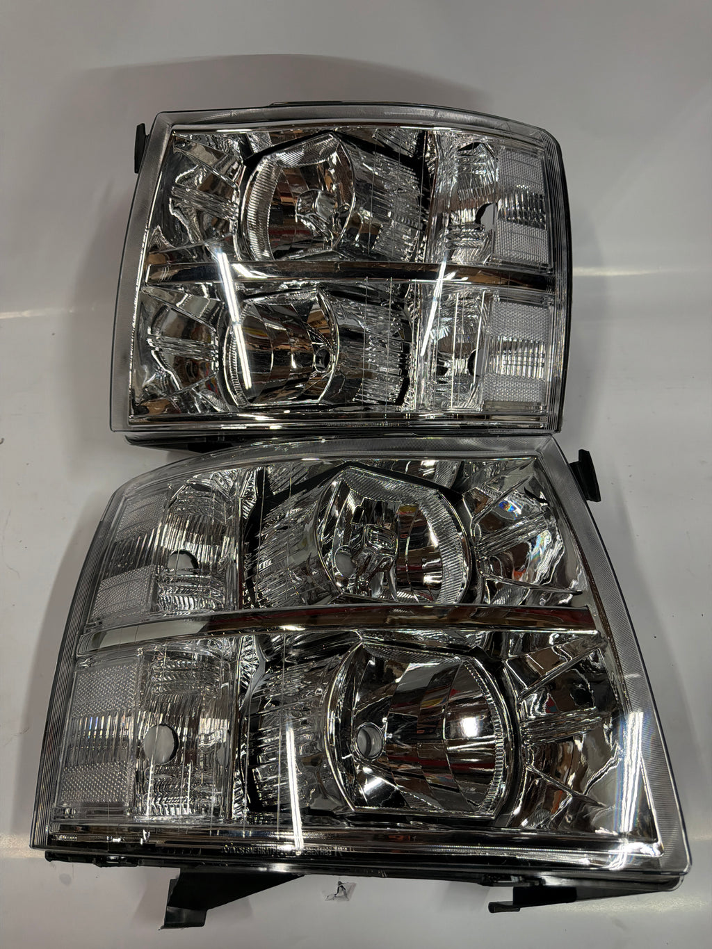 CHEVY SILVERADO CHROME CLEAR HEADLIGHTS FOR 2007 TO 2013
