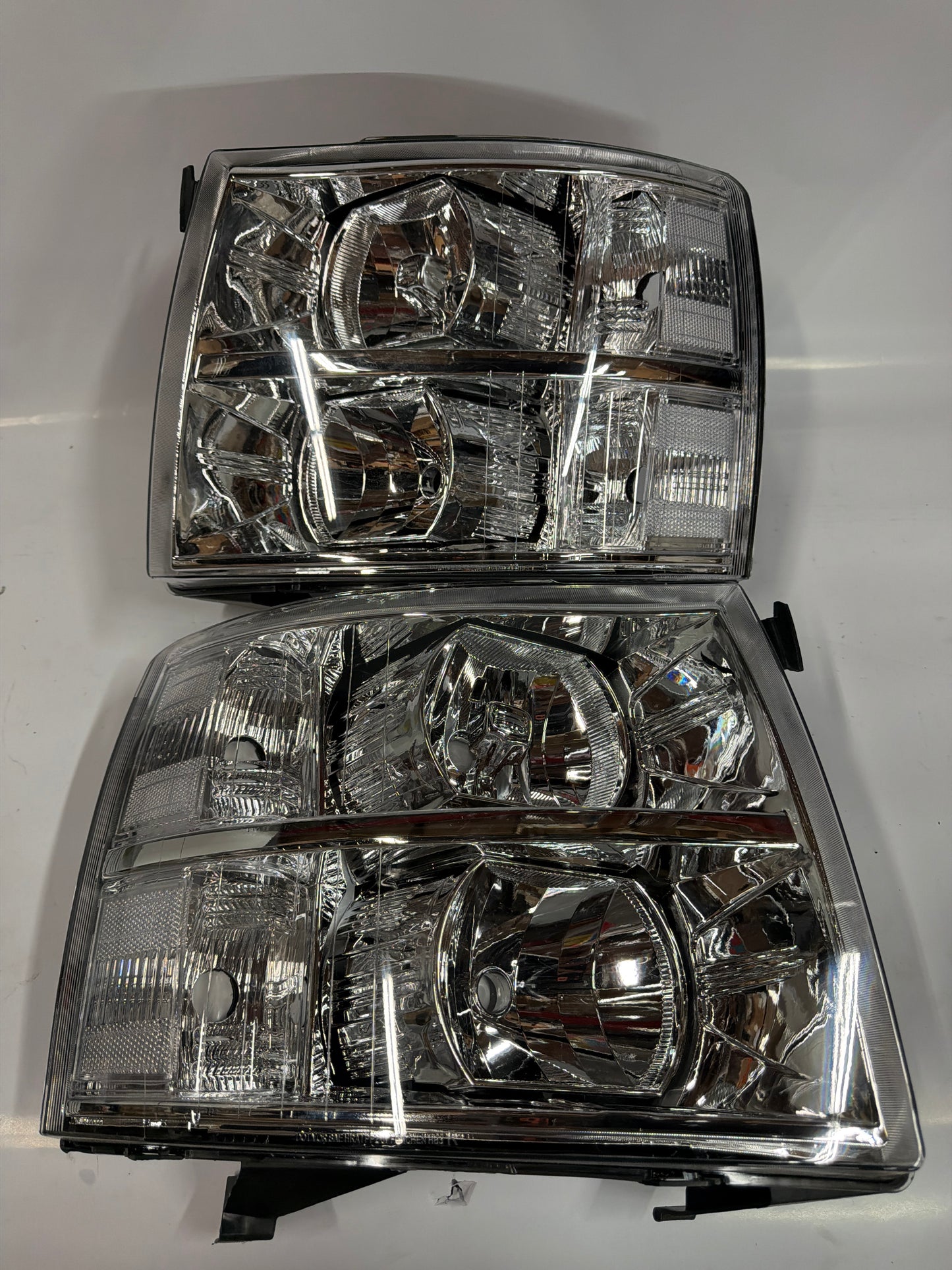 CHEVY SILVERADO CHROME CLEAR HEADLIGHTS FOR 2007 TO 2013