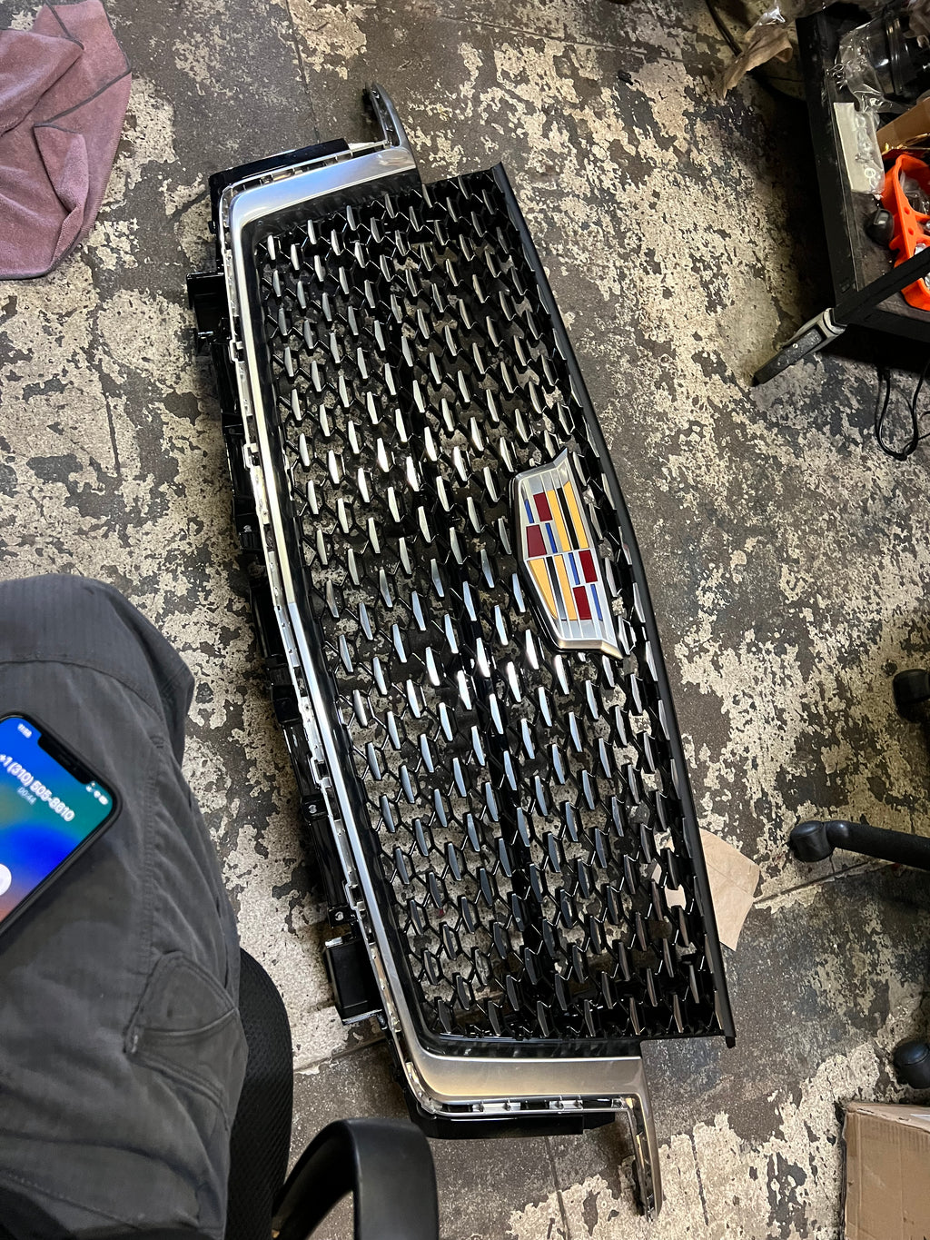 GM grille for 2021-2026 Cadillac Escalade