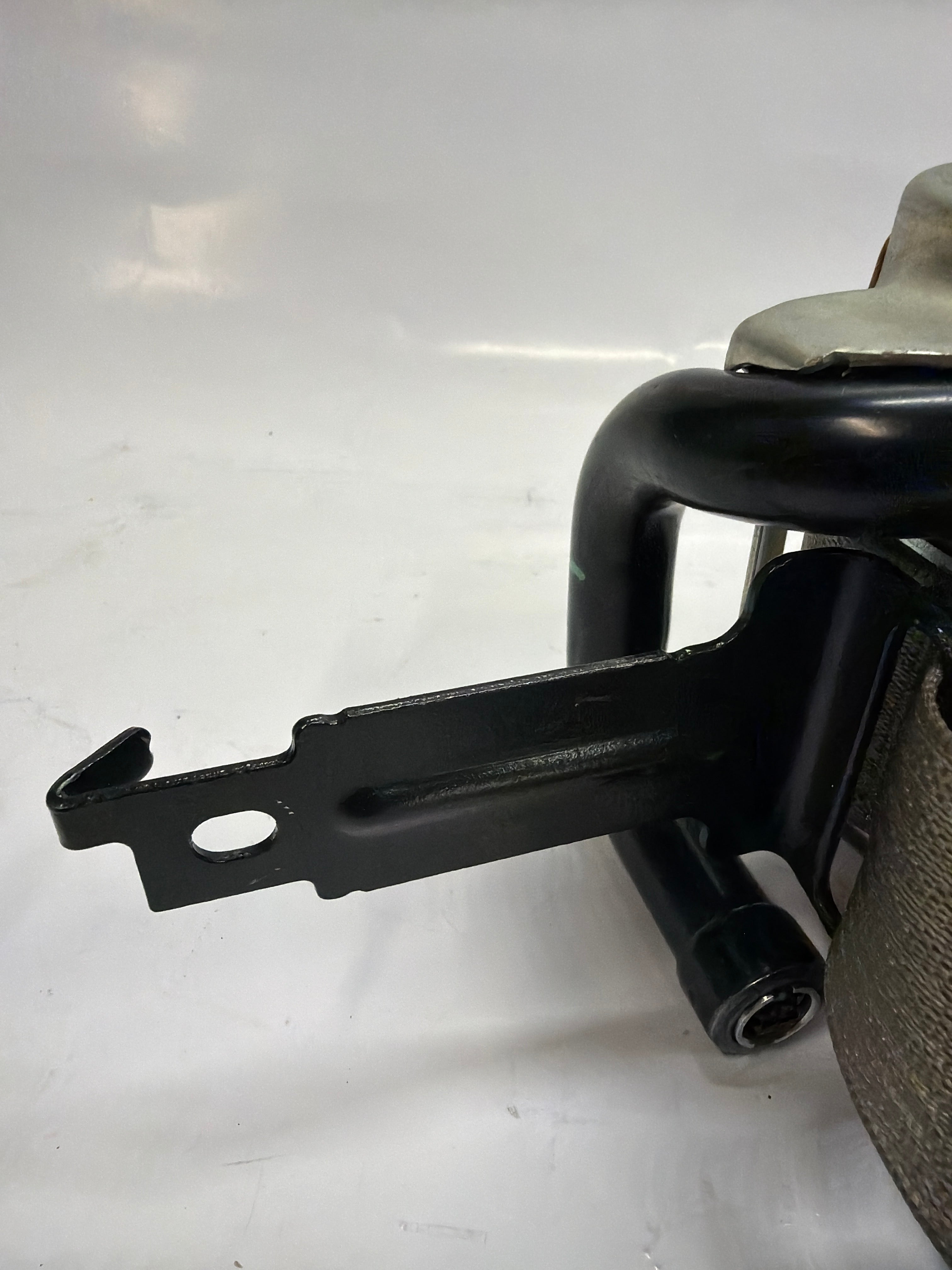19351657 2015-2016 Chevrolet Silverado 1500 Right Passenger Seat Belt OEM A1
