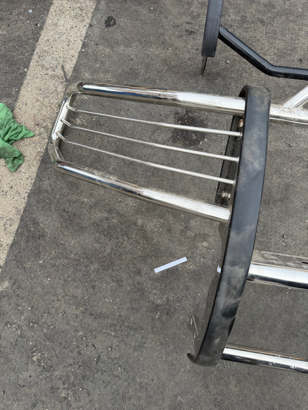 AS IS CHROME GRILL GUARD NO INFO NO BRACKETS NO HARDWARE