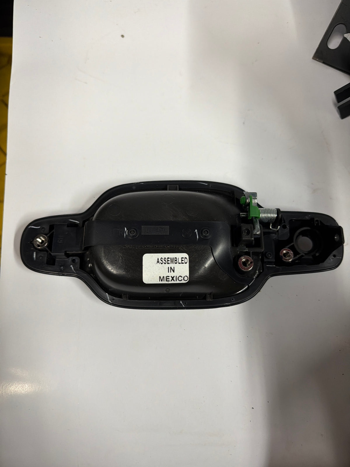 25875522 | Exterior Door Handle Front Right 1 pcs for Chevy Colorado, GMC Canyon,