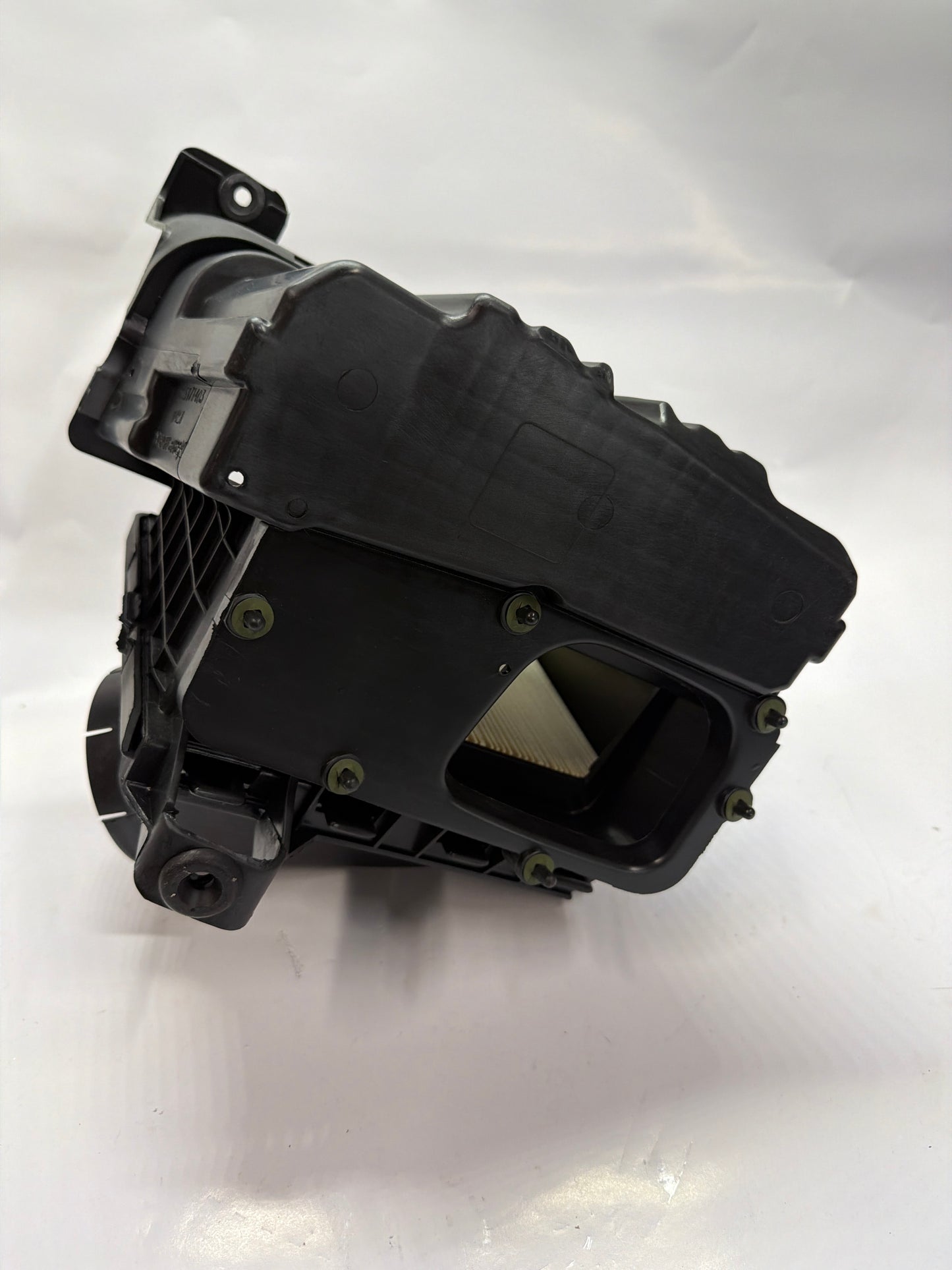 19201285 NEW OEM GM Engine Intake Air Cleaner Assembly 19201285 Deville Seville 98-03