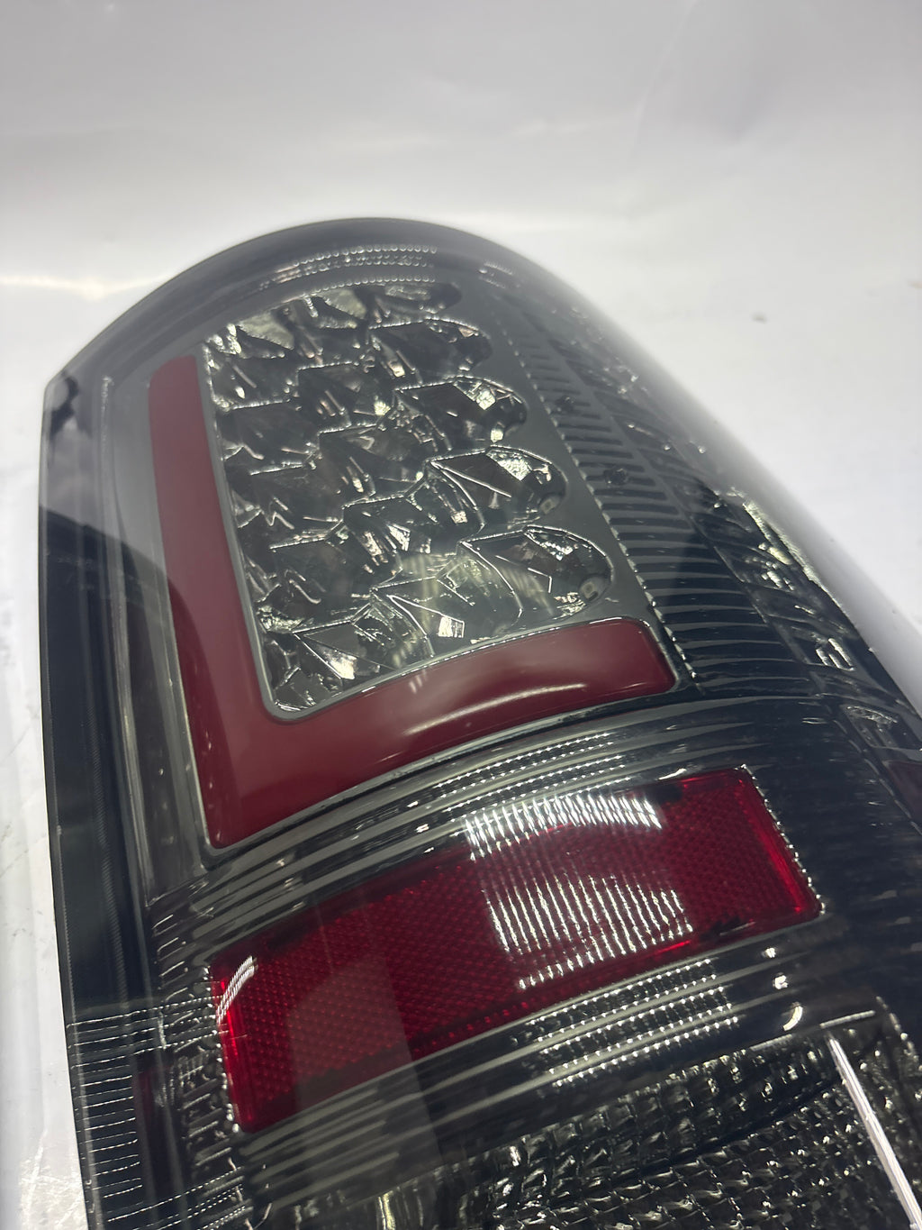 09-17 DODGE RAM 3D LED L-STYLE RED CHROME SMOKED TAILLIGHTS