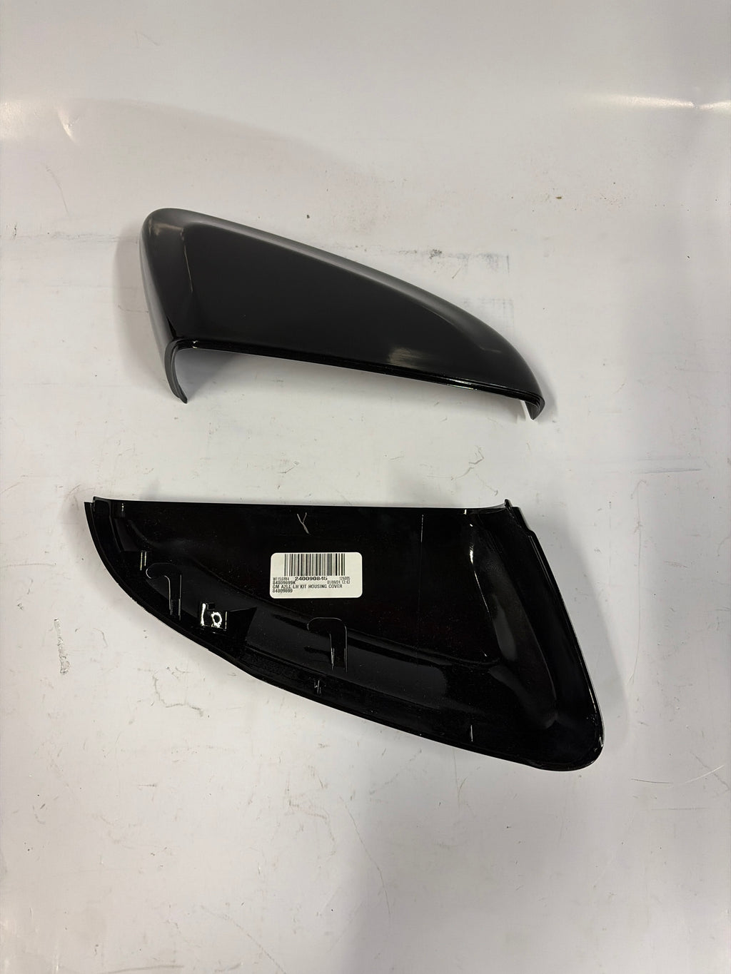 84809699k + 84809698k 21-25 CADILLAC CT4 LRFT AND RIGHT MIRROR COVERS