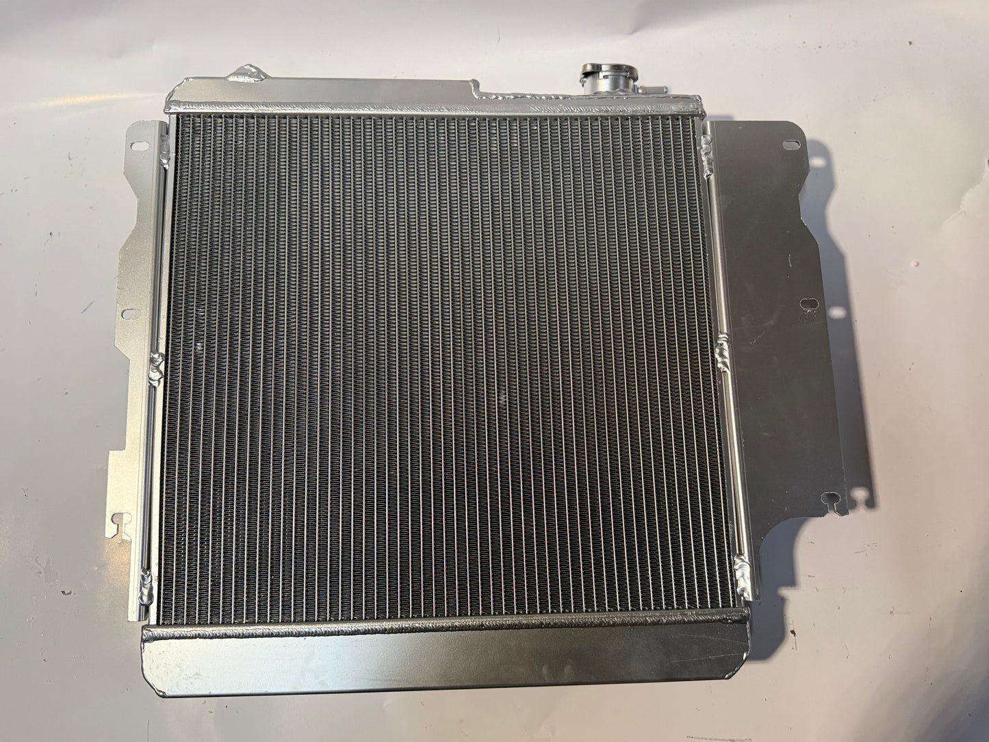 87-06 JEEP WRANGLER PERFORMANCE 3-ROWS CORE FULL ALUMINUM RADIATOR RA-JEEP87-3