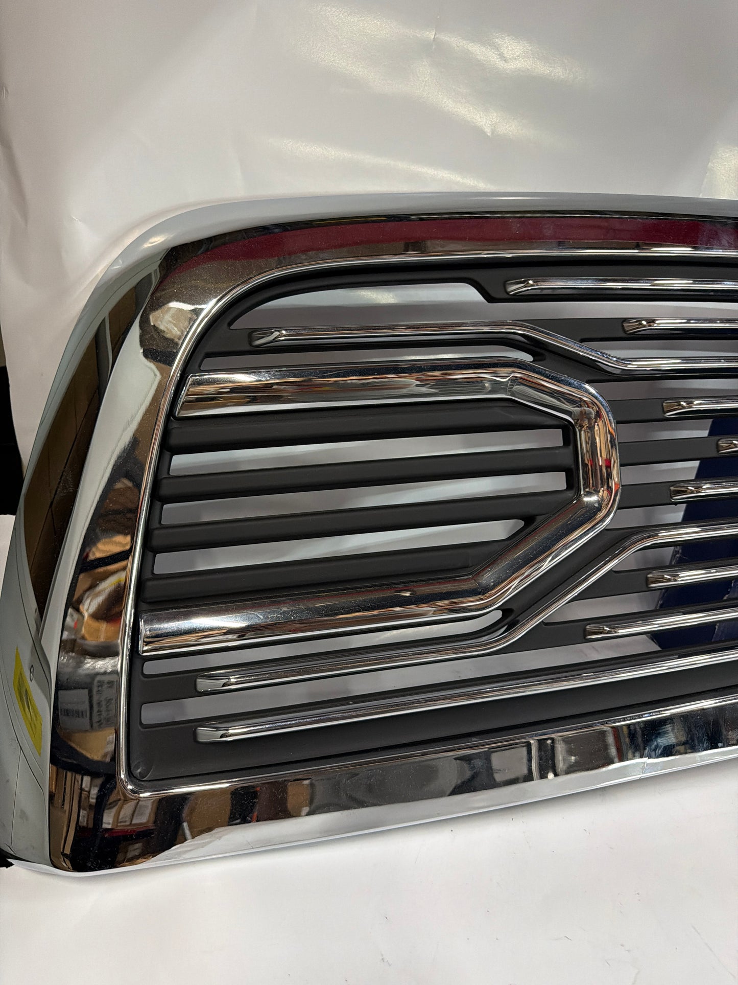 OPEN BOX AS IS 09-17 DODGE RAM 1500 CHROME GRILLE BADGE-LESS