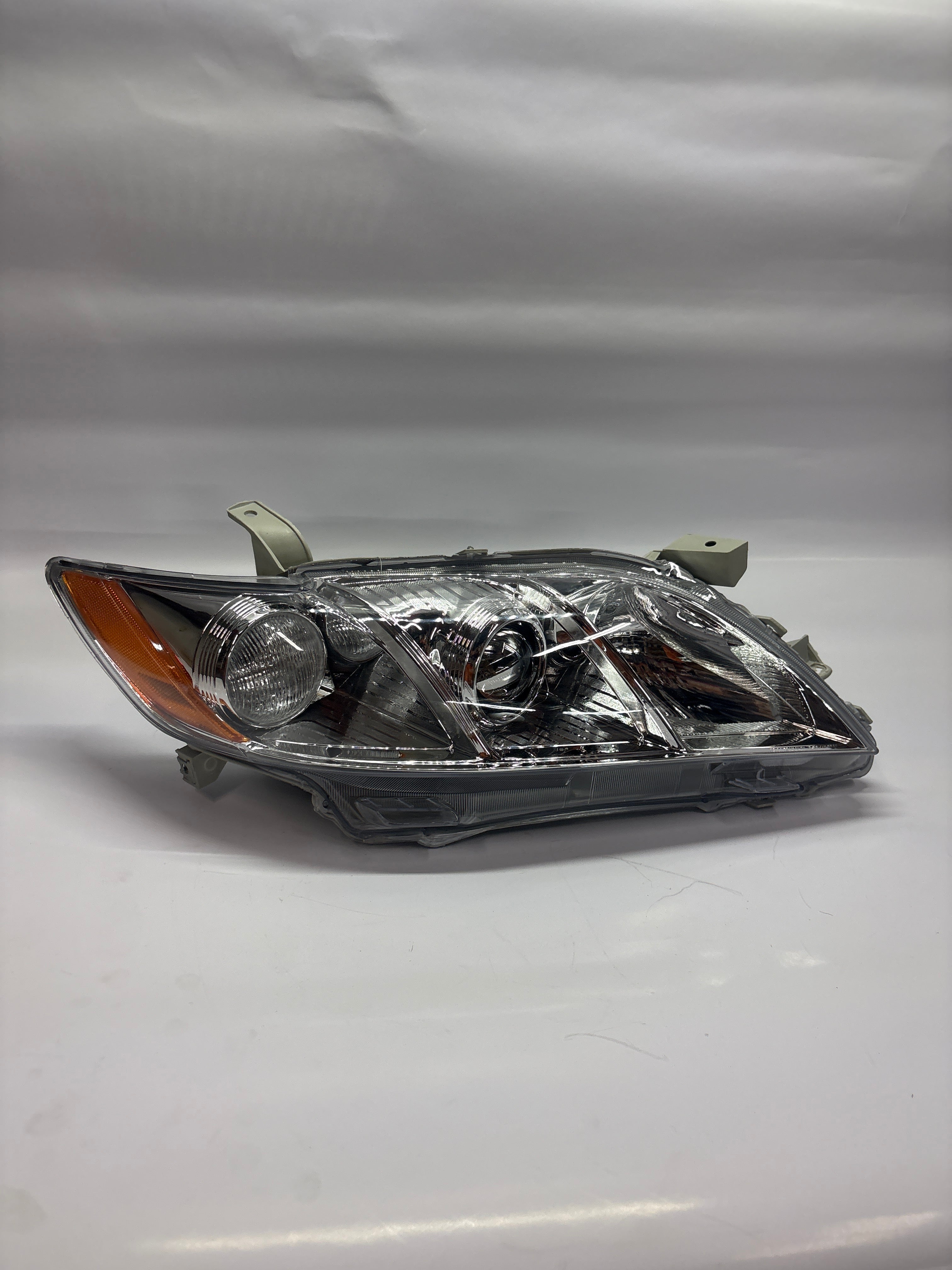 07-09 Toyota Camry Chrome Amber Passenger Side Headlight