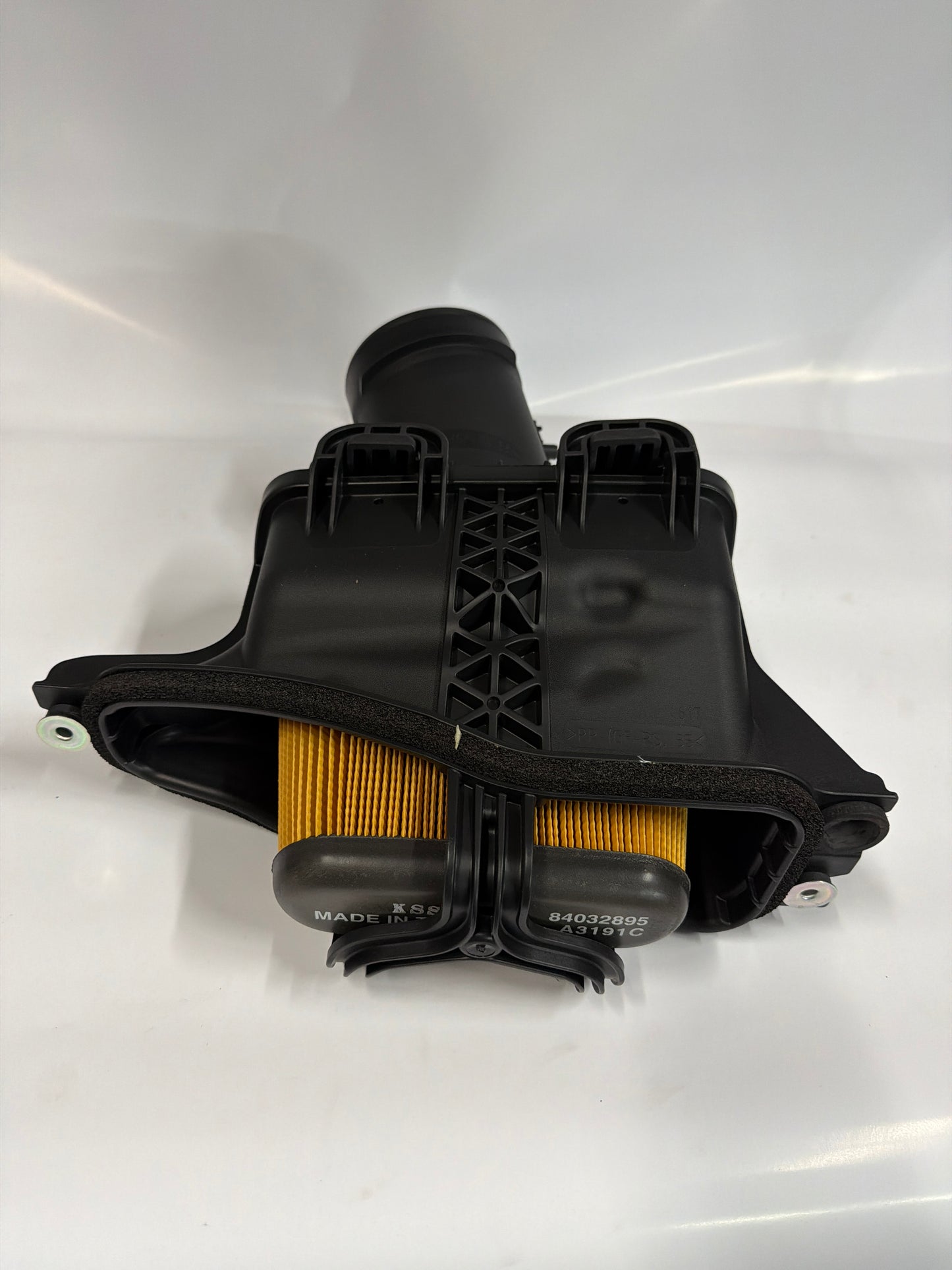 23108935 Corvette C7 Stingray Factory Air Intake System – Complete Assembly