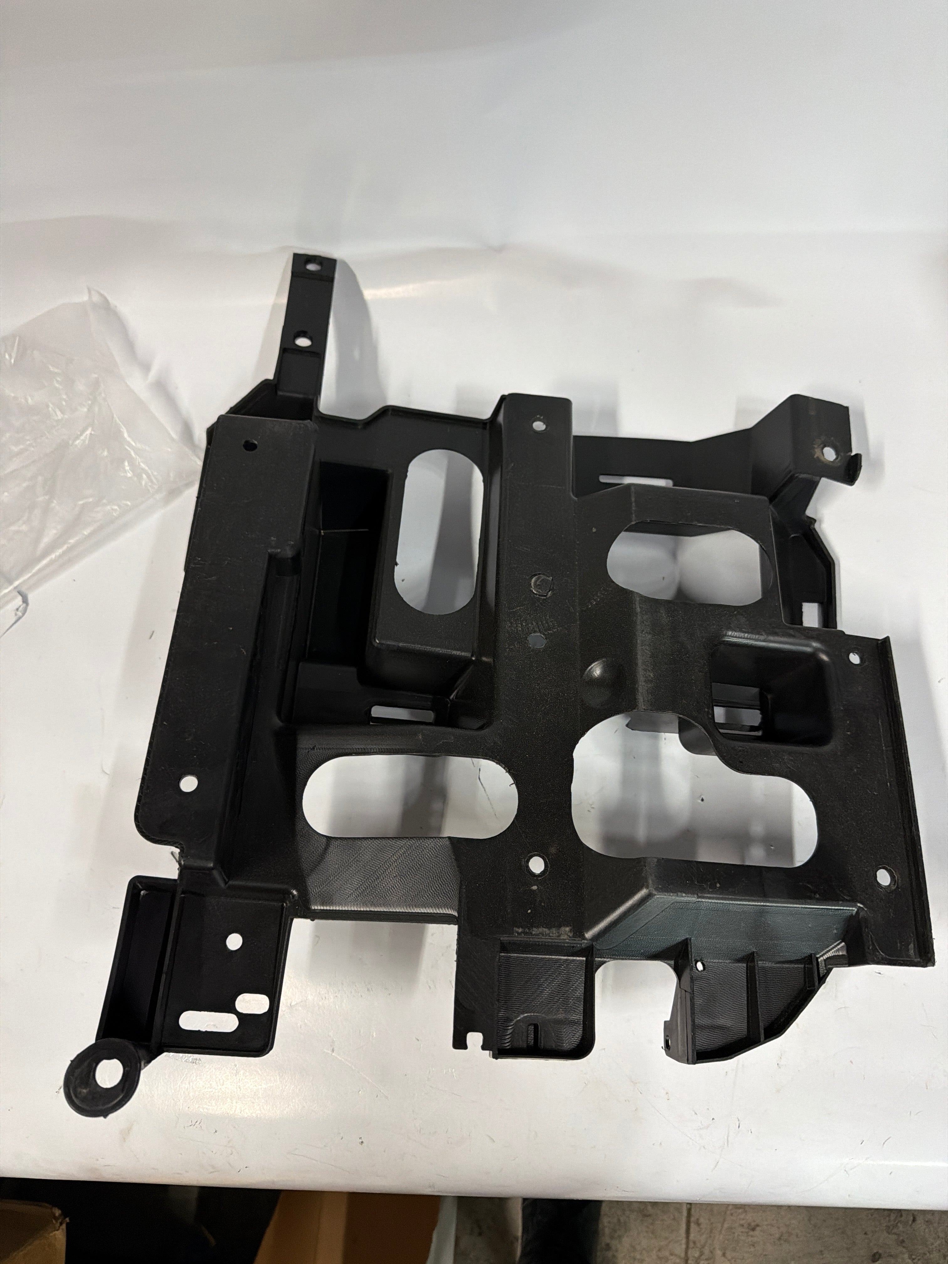 Single Left 03-06 chevy silverado Headlamp Headlight Mount Bracket Compatible