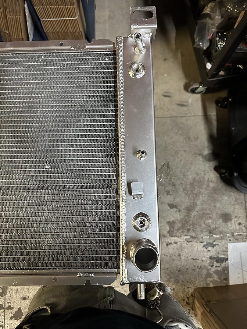00-07 GMC YUKON 00-06 GMC YUKON XL 1500 99-06 GMC SIERRA 1500 SILVERADO 99-00 GMC SIERRA 2500 02-05 CADILLAC ESCALADE 2-ROW FULL ALUMINUM RADIATOR RA-SILVERADO99-2-ASIS