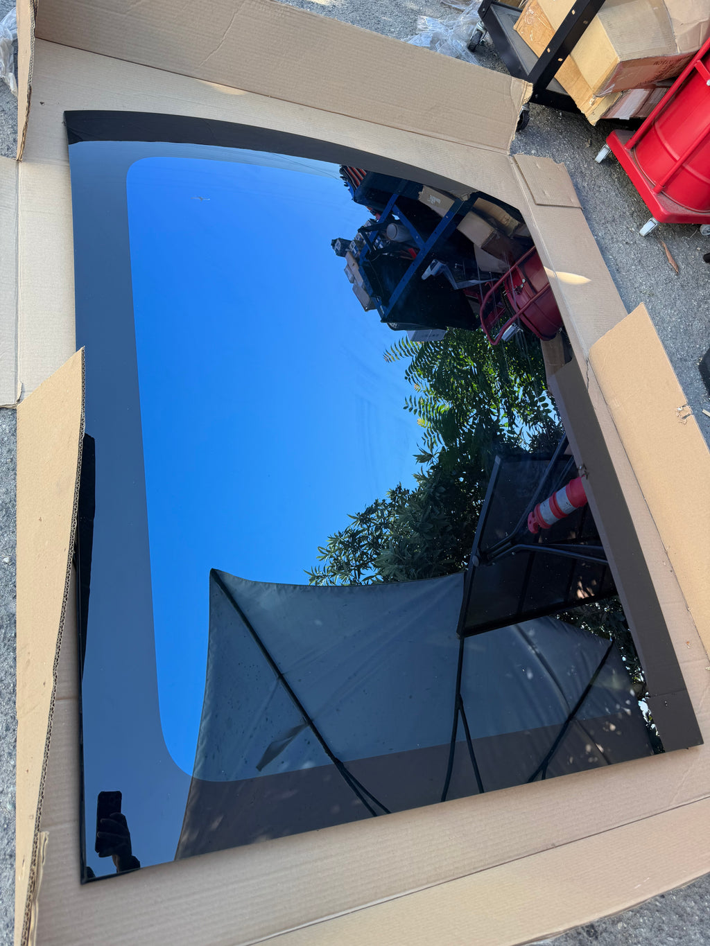 25-26 CADILLAC ESCALADE IQ PANORAMIC FIXED GLASS SUNROOF GLASS OEM