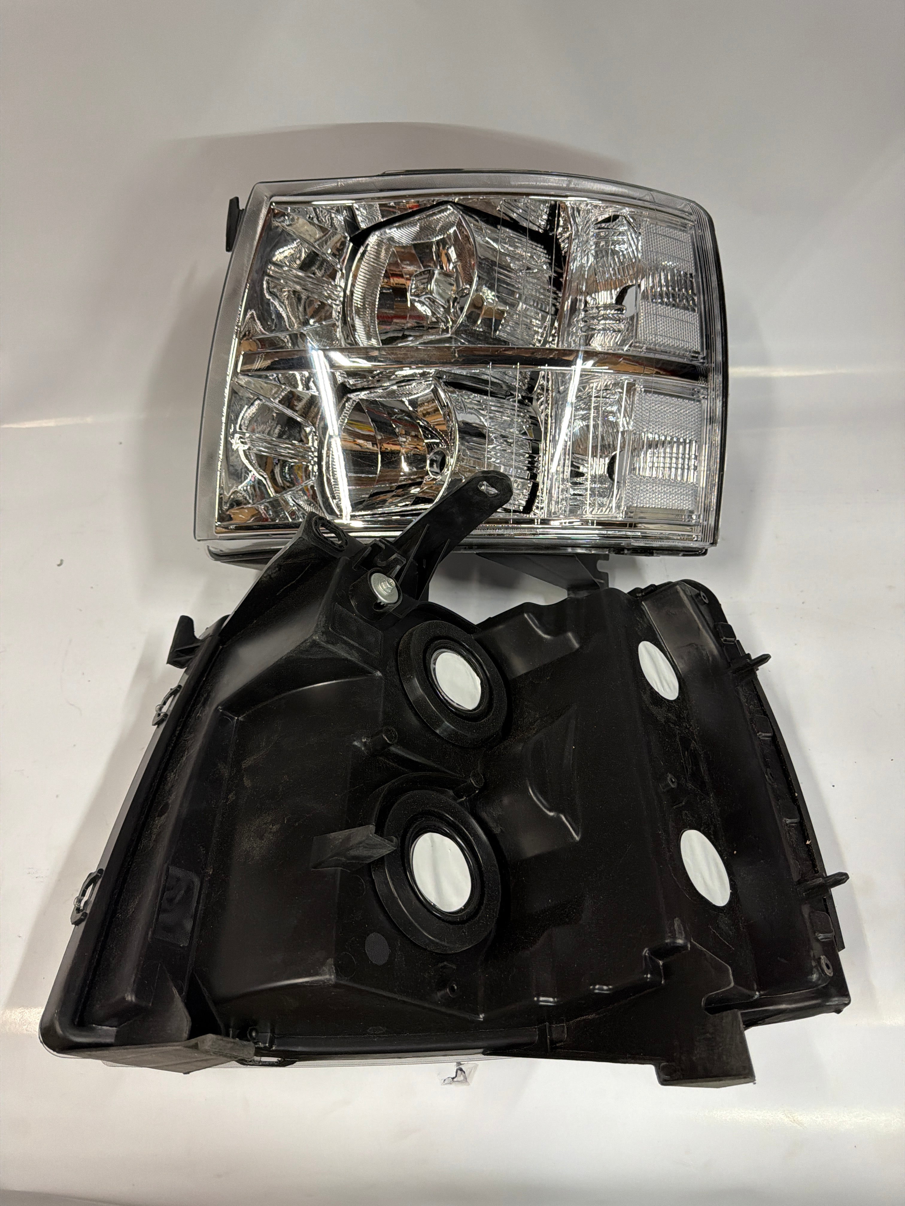 CHEVY SILVERADO CHROME CLEAR HEADLIGHTS FOR 2007 TO 2013