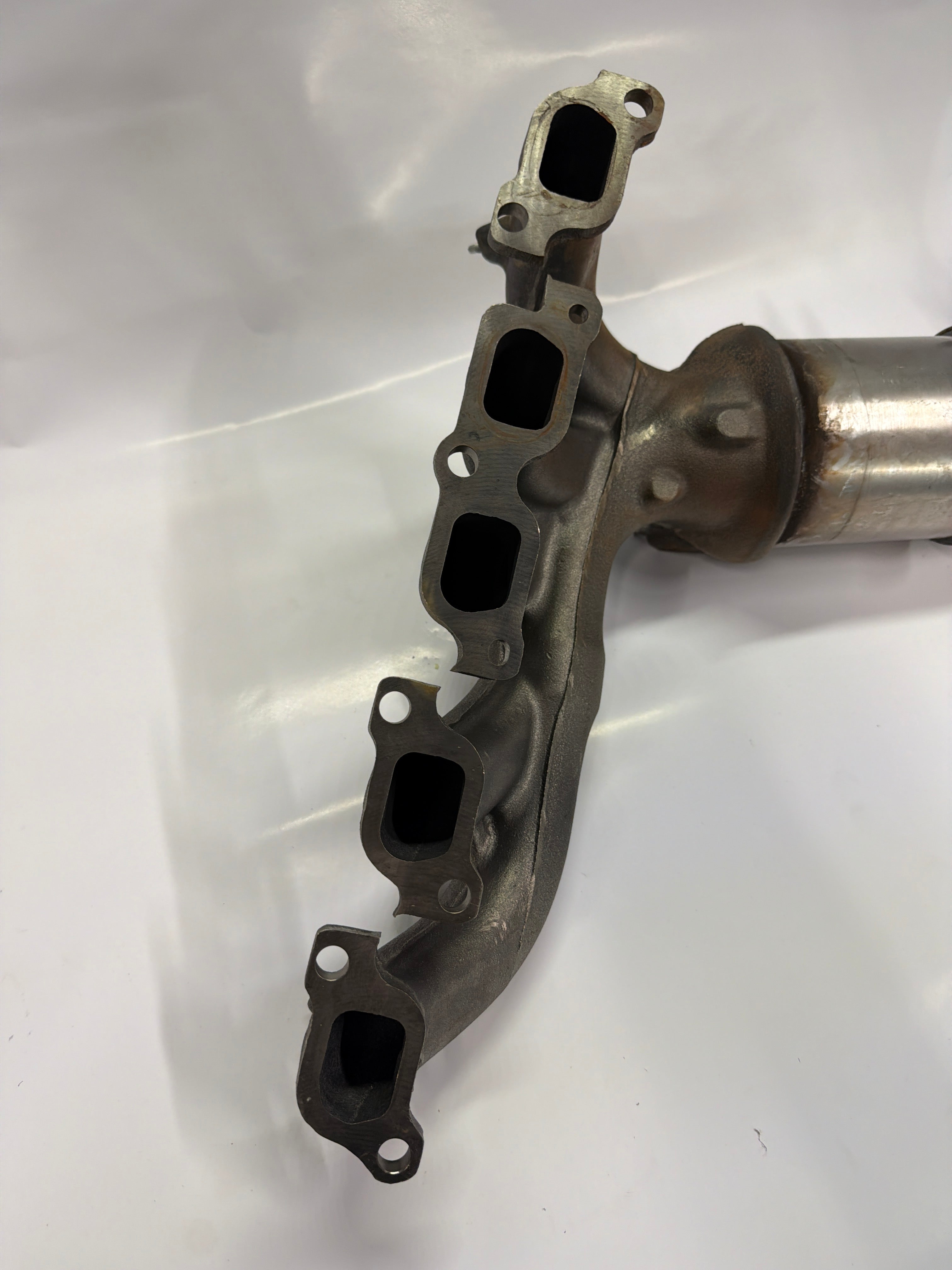 12655846 Catalytic Converter Manifold For 2007-2008 Hummer H3 3.7L 2007-2012 GMC Canyon