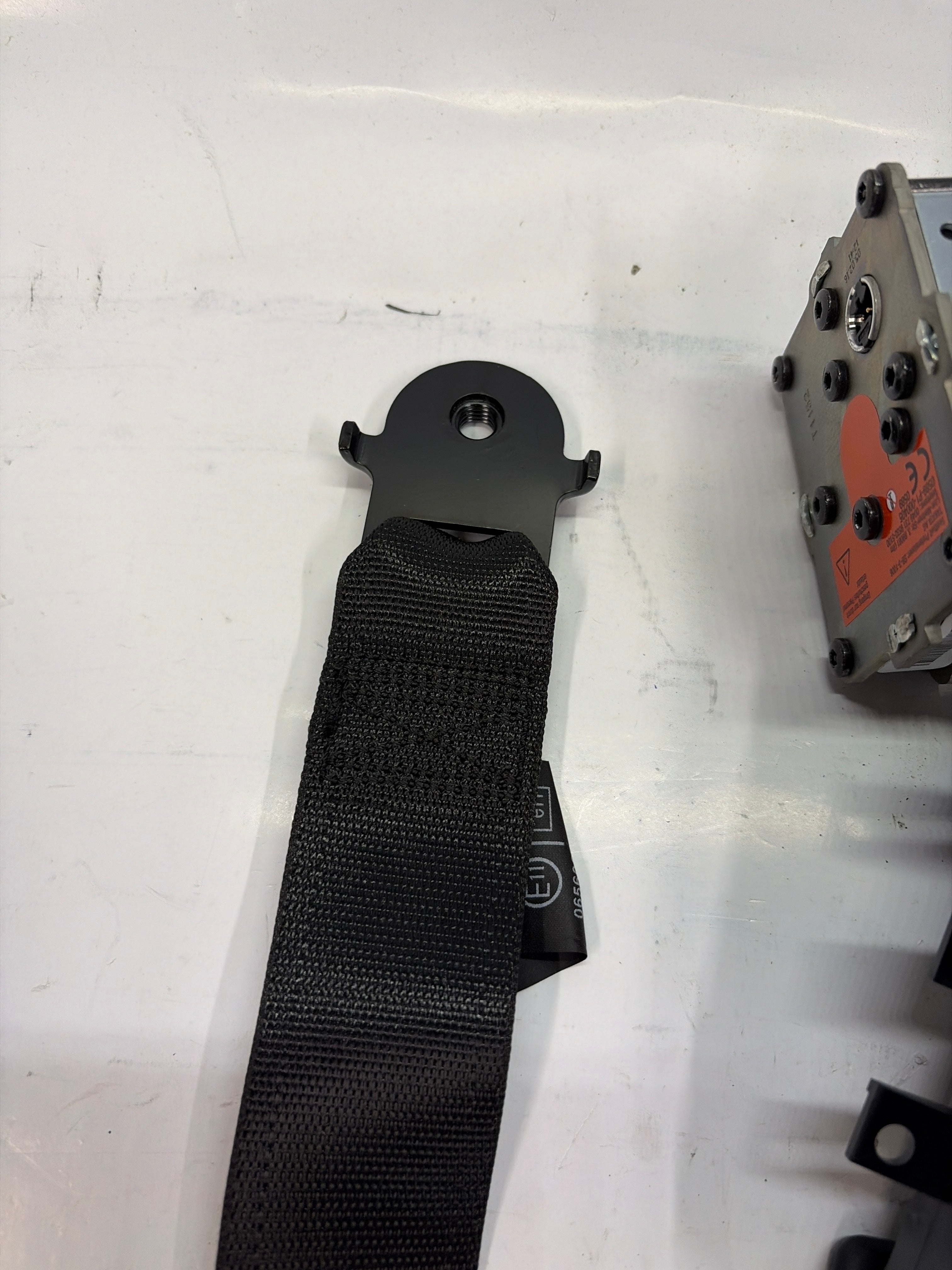 19332792 Seat Belt Electric Seat Recall - Saab (19368168