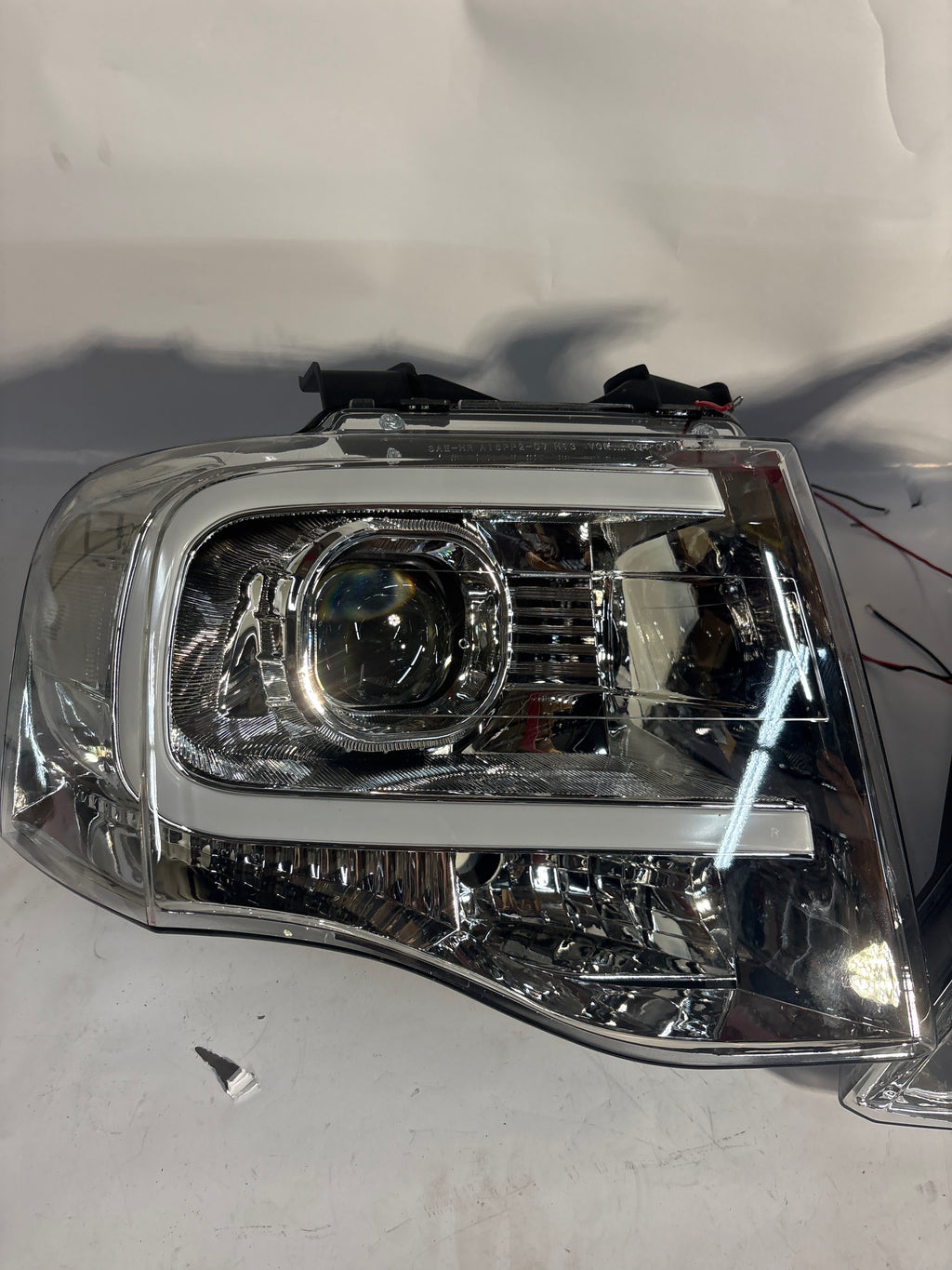07-14 Ford Expedititon Chrome Clear LED Headlights Wiring Needed