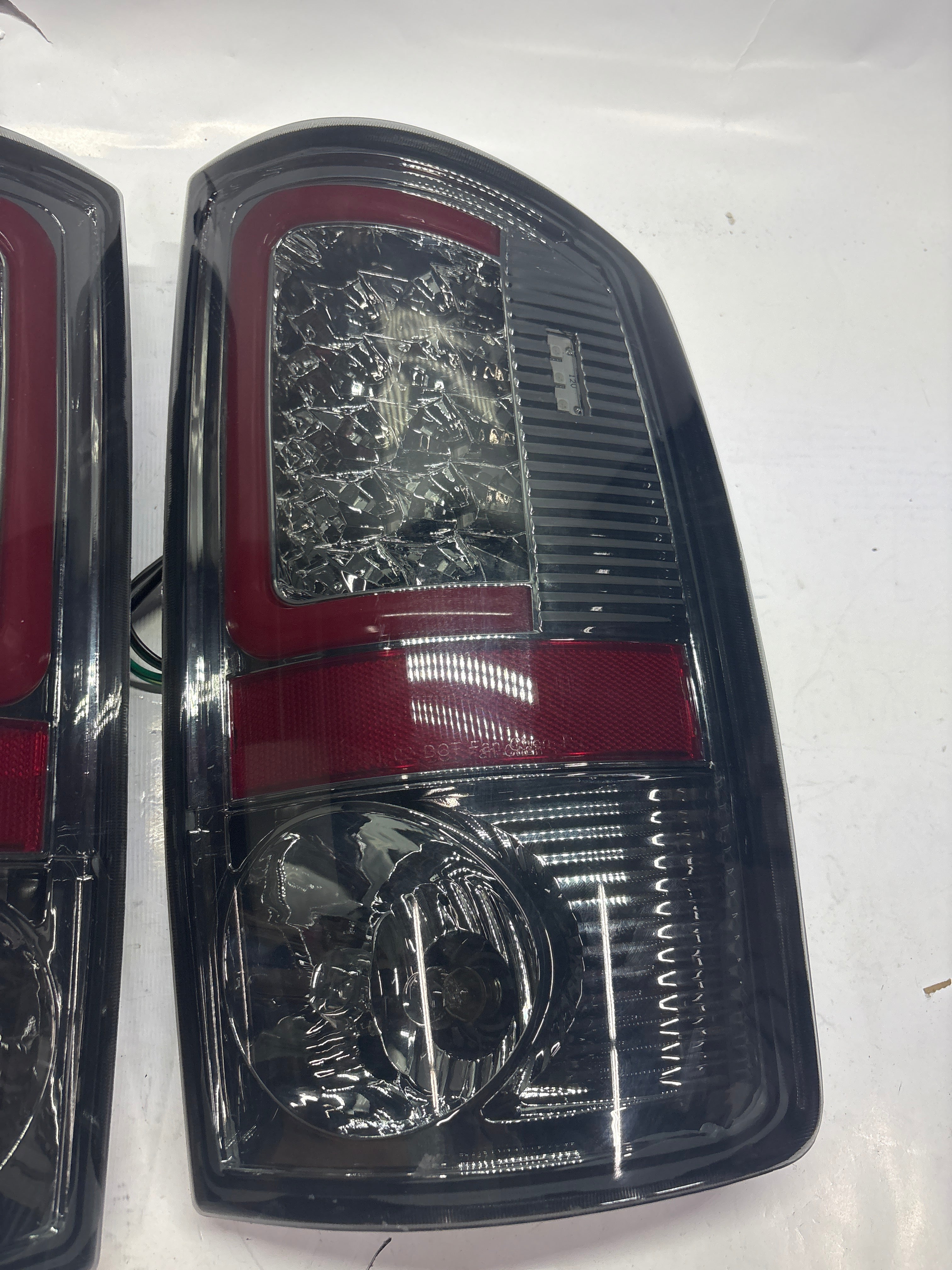 TL-DRAM05-LED-RD3D-CH-SM 02-06 Dodge Ram 1500 Chrome Smoke Lens 3D LED Tail Lights
