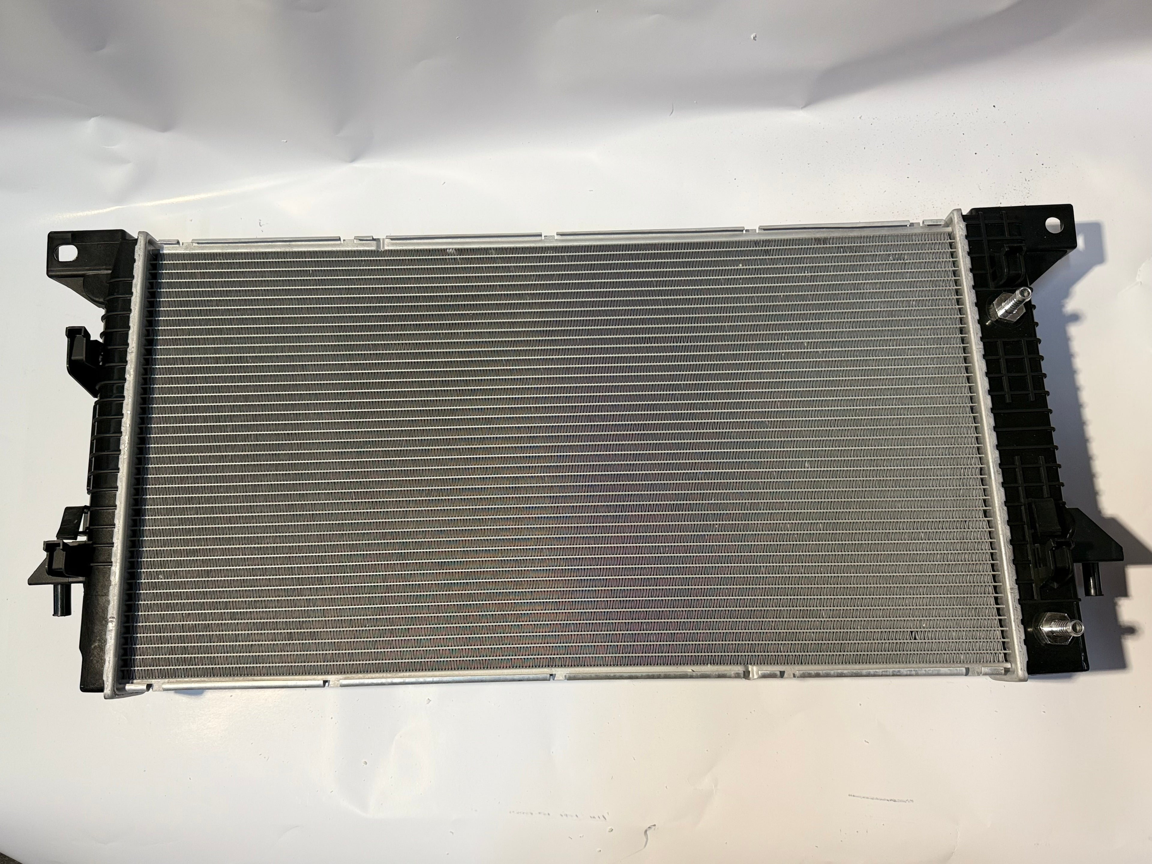 15-20 FORD F150 / 15-21 EXPEDITION LINCOLN NAVIGATOR RADIATOR OE STYLE OEM-RA-13226