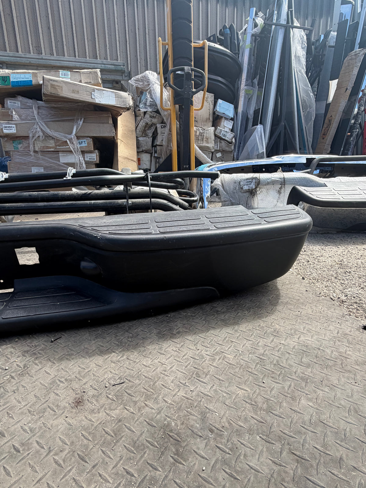 AS IS 99-06 CHEVY SILVERADO / GMC SIERRA BLACK REAR BUMPER MISSING BRACKETS AND HARDWARE