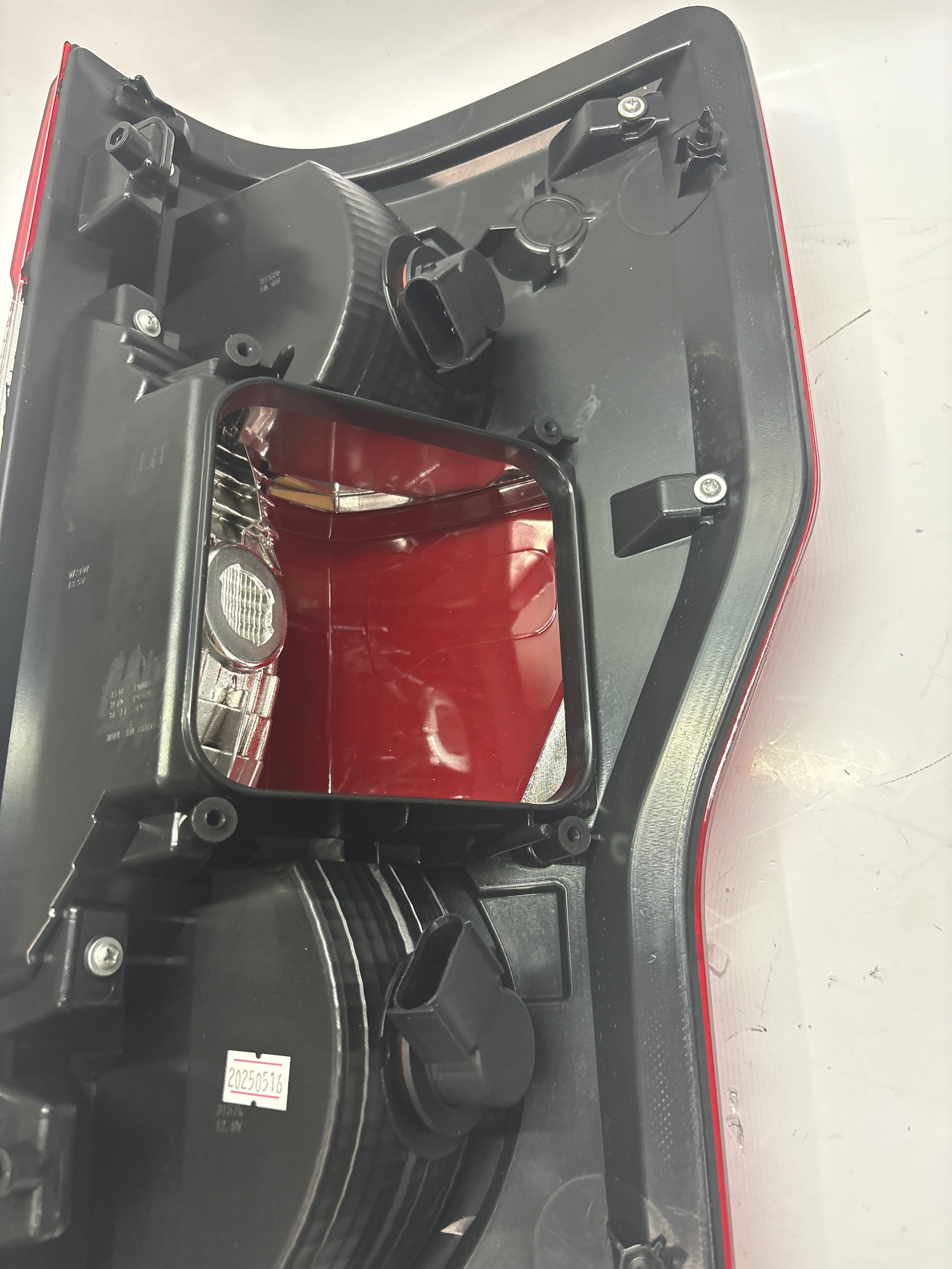 OEM-TL-074-L 2017 to 2019 Ford F250 F350 F450 Super Duty Left Driver taillight