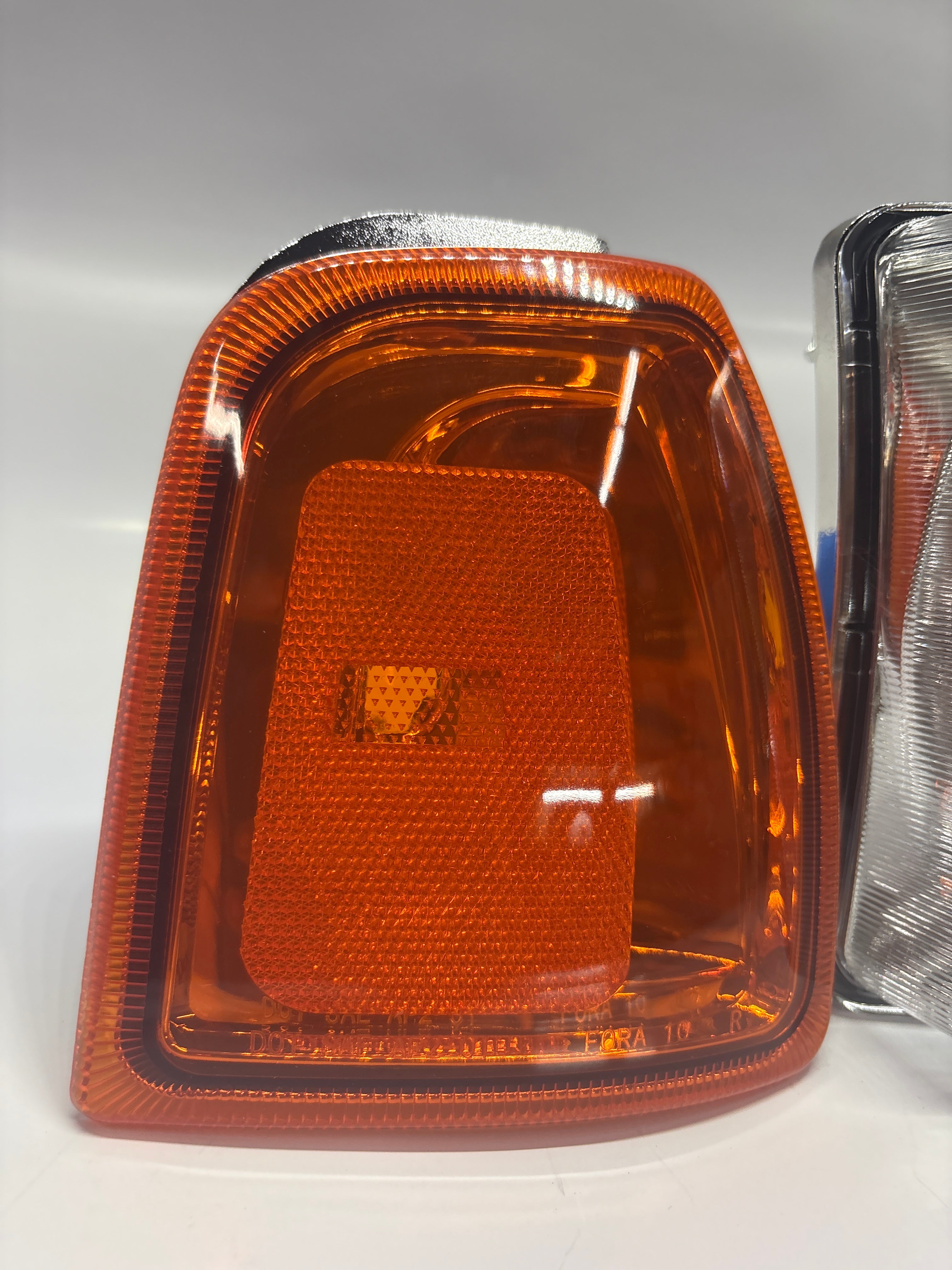 01-11 Ford Ranger Right Side Passenger Chrome Amber OE Style Headlight