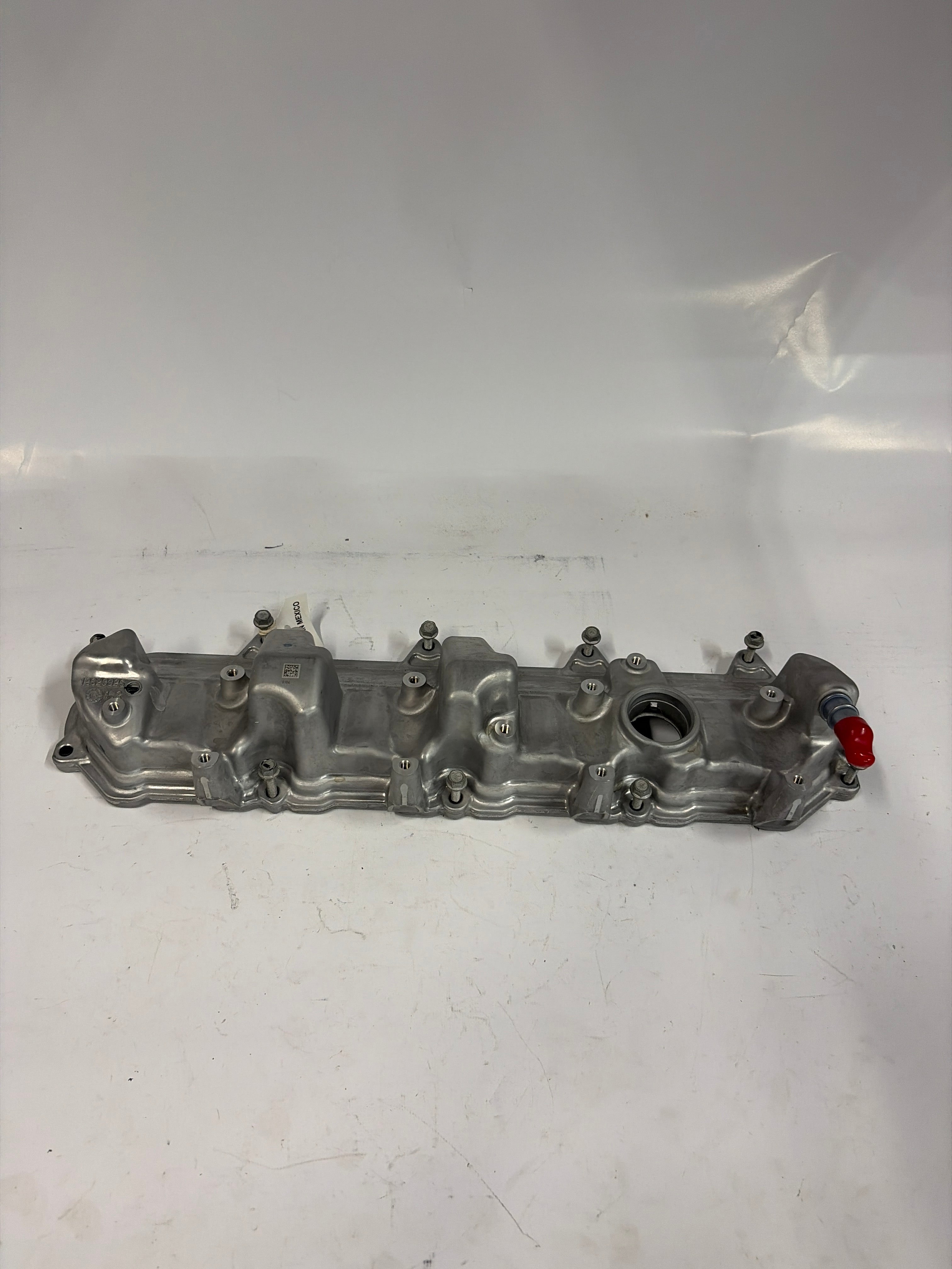 12619980 Valve Cover Left Gen V LT L83 L84 5.3L 6.2L L86 L87 2014-20 12692546