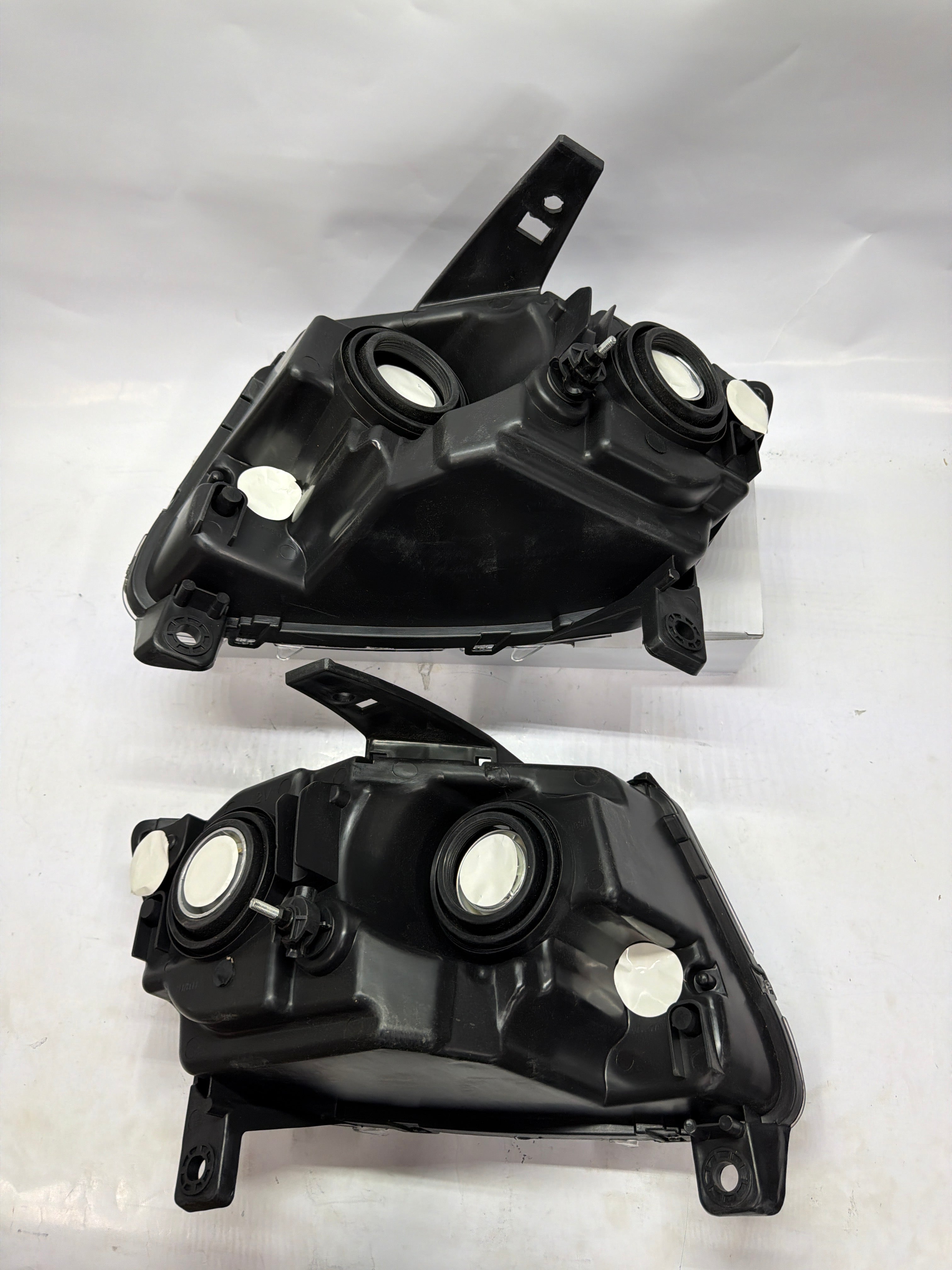 11-13 JEEP GRAND CHEROKEE BLACK HOUSING WITH CLEAR CORNER HEADLIGHTS