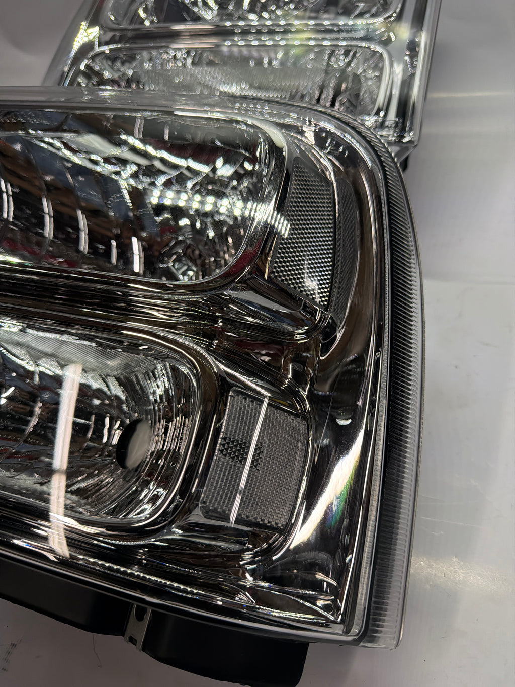 HL-OH-FSD05-CH-CL 05-07 Ford F250 F350 Chrome Clear Headlights