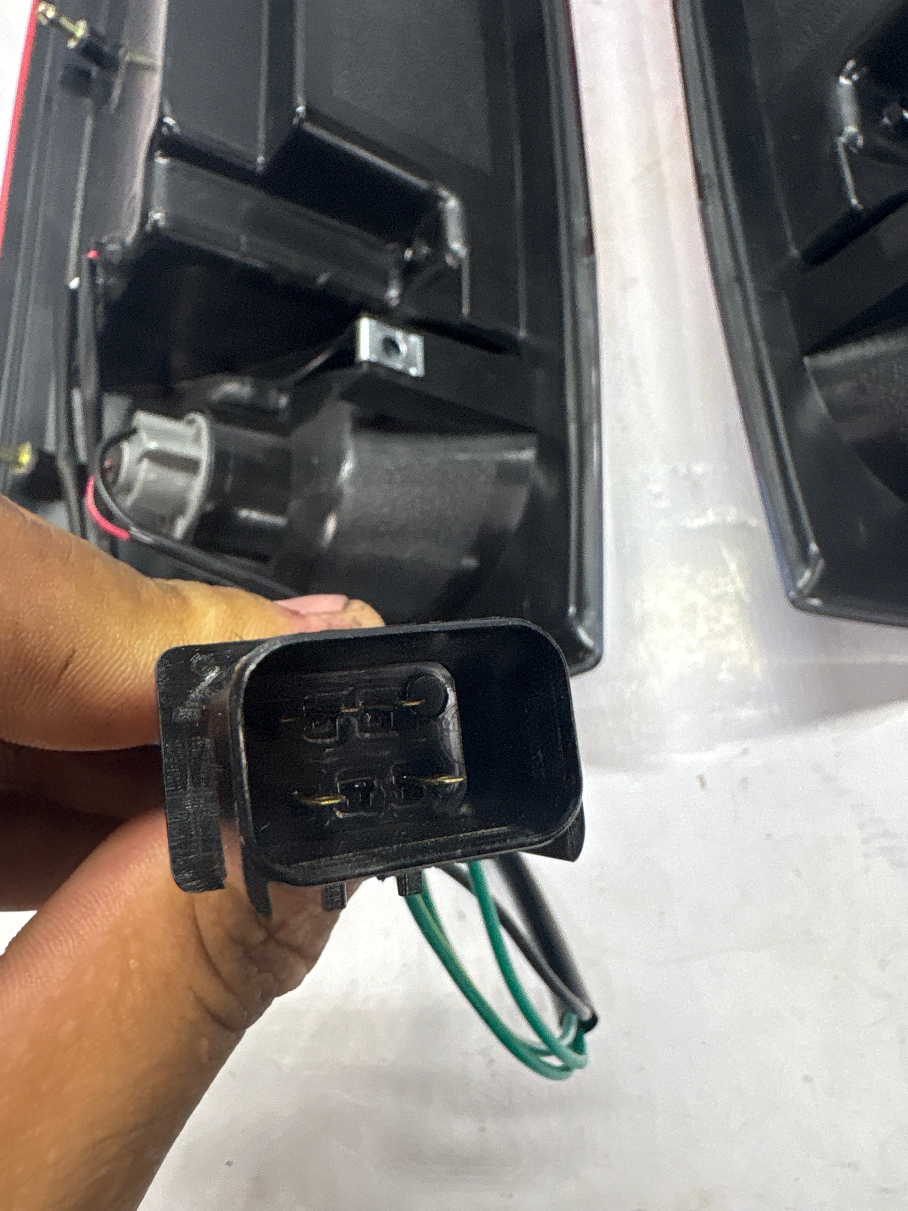 02-06 DODGE RAM red led taillights chrome