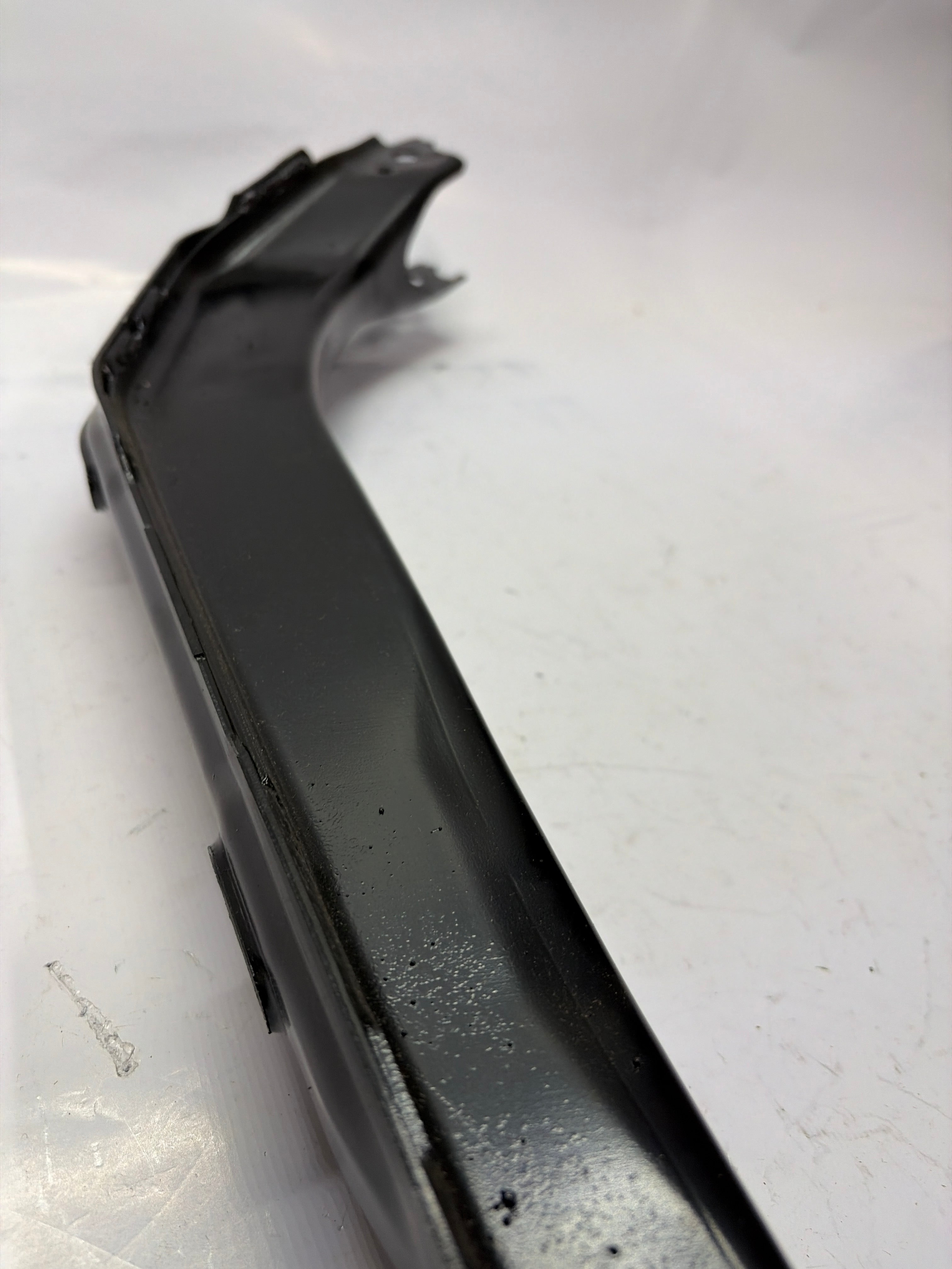 9231141 For Saturn L200/LW200/LW300 2001-2003 Suspension Lateral Arm Steel Powder Coated