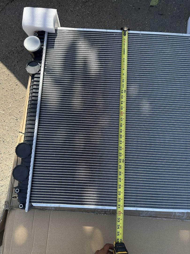 009 RADIATOR 03-07 FREIGHTLINER CENTURY CLASS COLUMBIA OEM-RA-FL-009