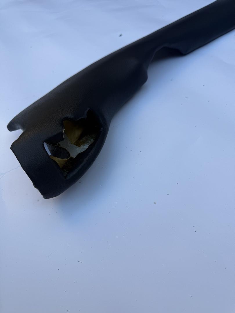 3534759 | 1993 Cadillac Allante Molding, Windshield Upper Garnish