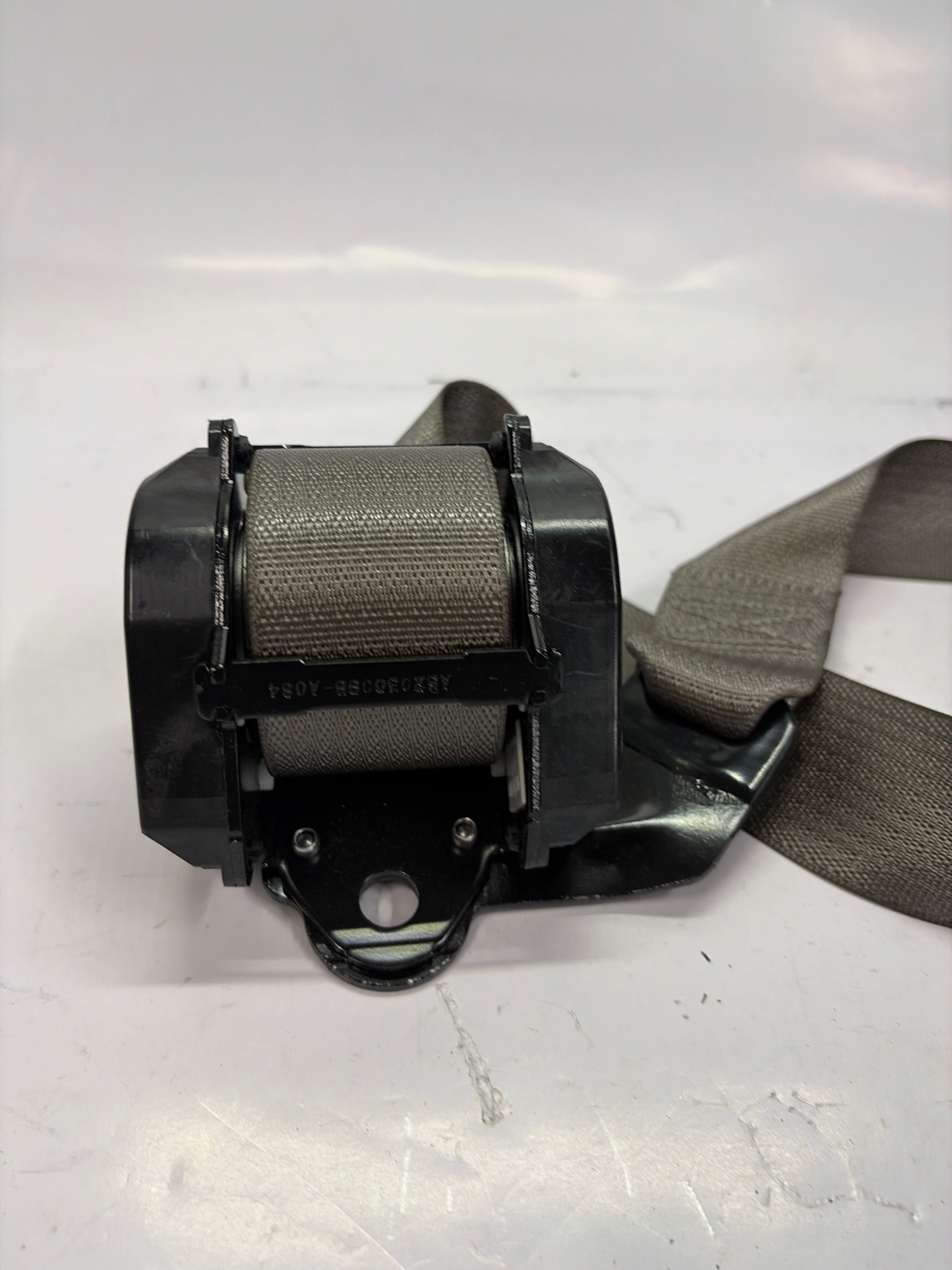 19258748 GM Seat Belt Kit