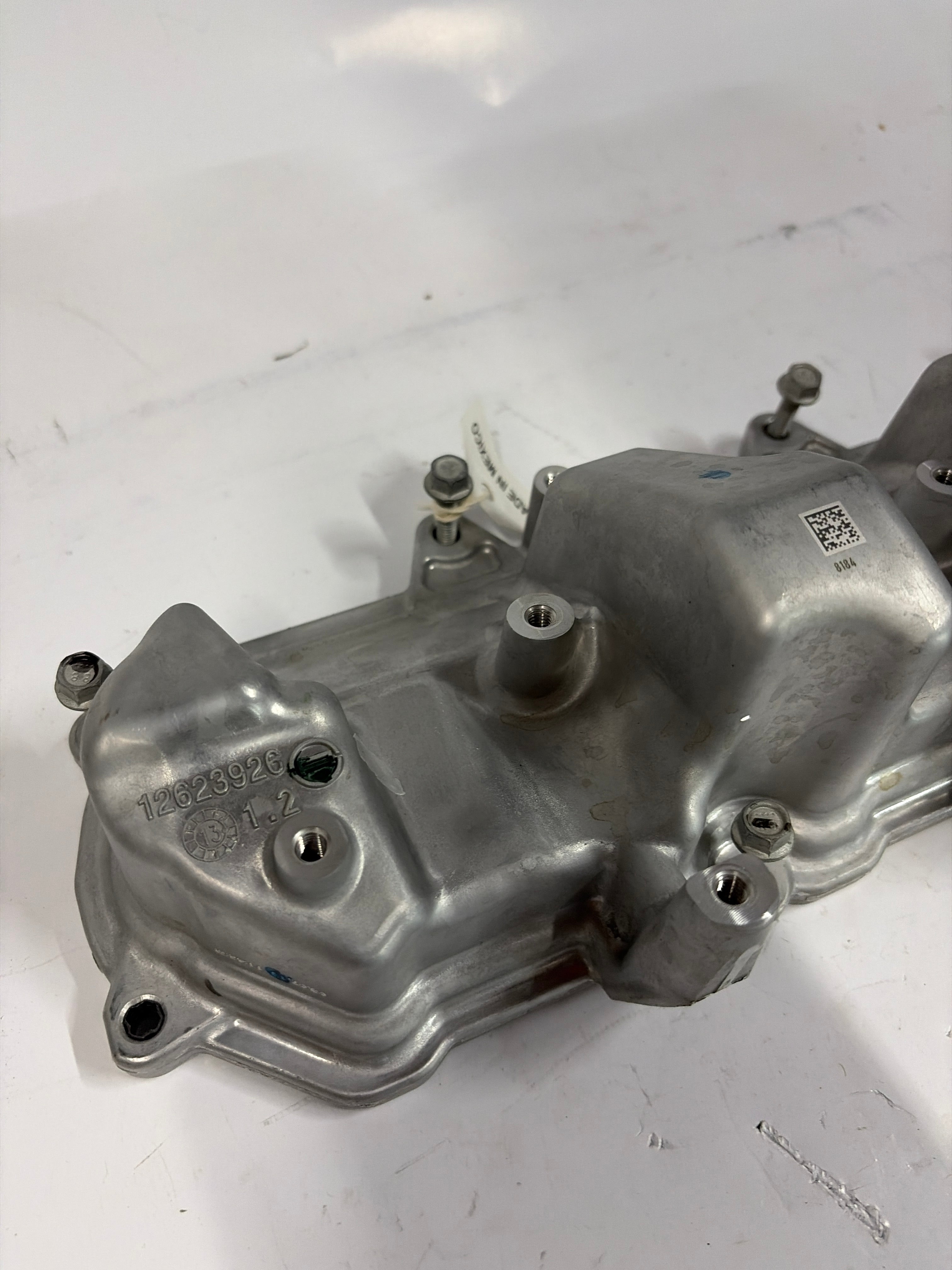 12619980 Valve Cover Left Gen V LT L83 L84 5.3L 6.2L L86 L87 2014-20 12692546